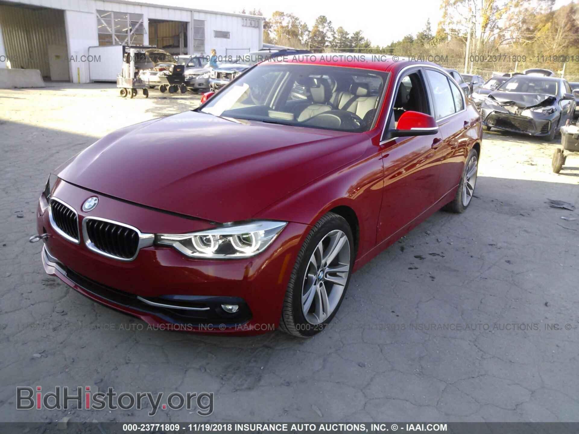 2017 BMW 330 - VIN: WBA8B9C53HK675606 - Фото 2