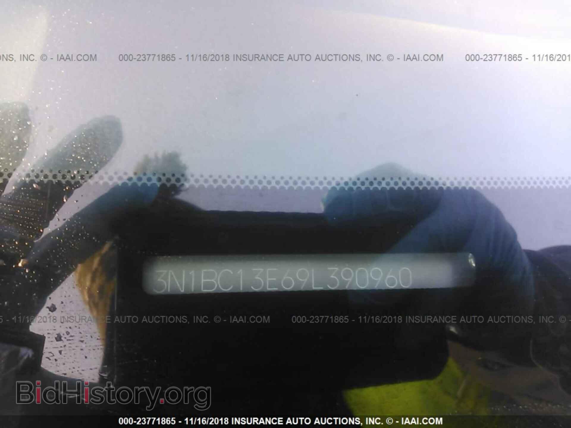 2009 NISSAN VERSA - VIN: 3N1BC13E69L390960 - Фото 9