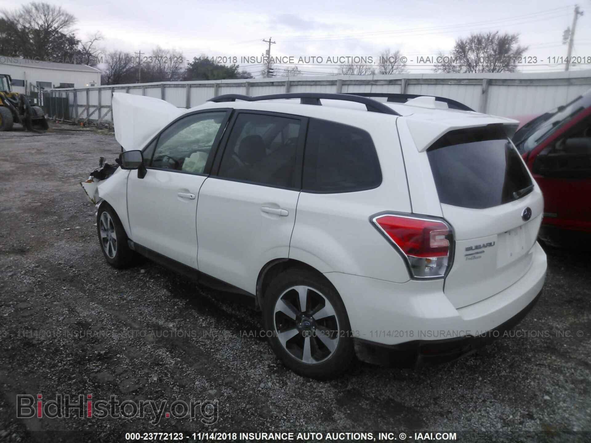 2017 SUBARU FORESTER - VIN: JF2SJAGC4HH442323 - Фото 3