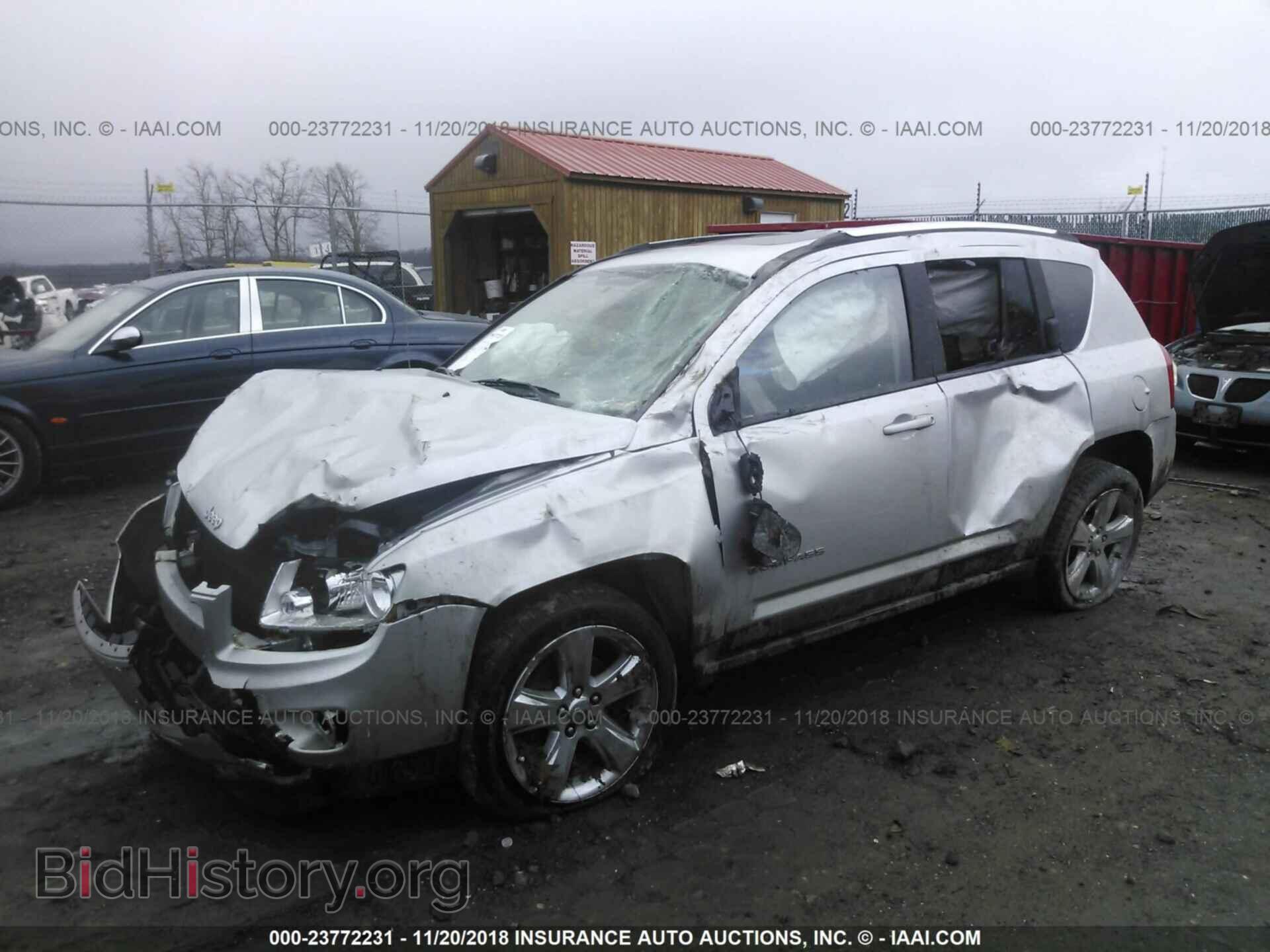2011 JEEP COMPASS - VIN: 1J4NF5FB4BD278478 - Photo 2