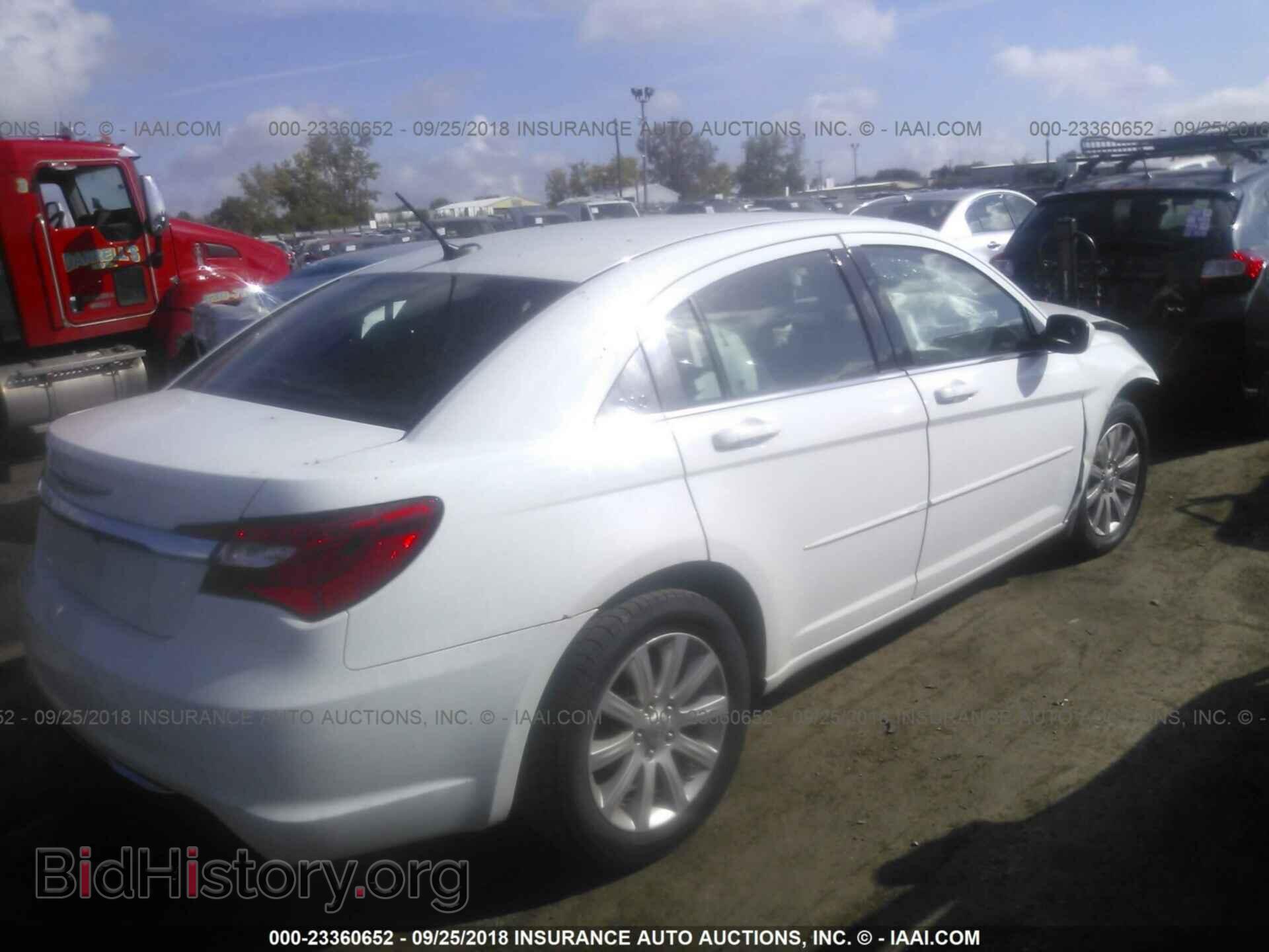 2013 CHRYSLER 200 - VIN: 1C3CCBBB9DN721624 - Фото 4