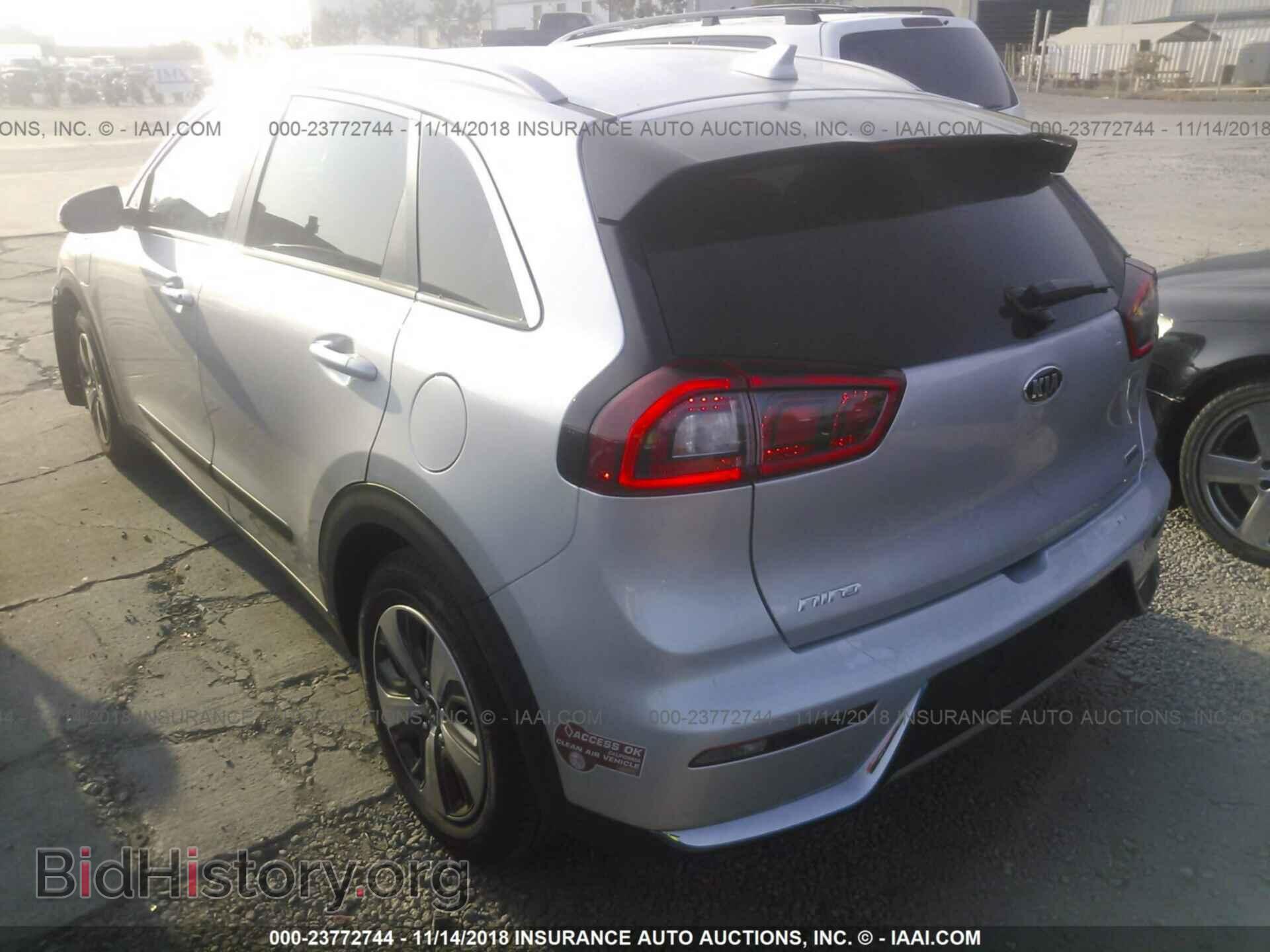 2018 Kia Niro - VIN: KNDCD3LD6J5188321 - Фото 3