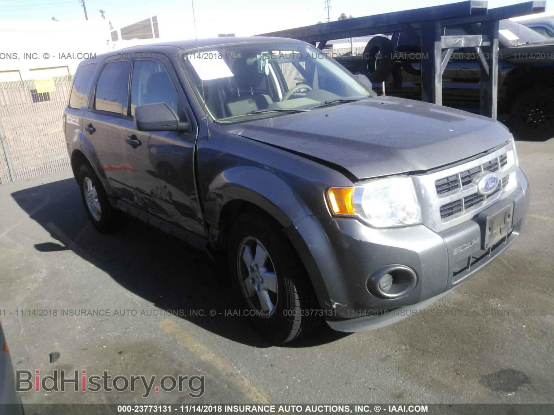 Фотография 1FMCU0C73BKC24733 - Ford Escape 2011