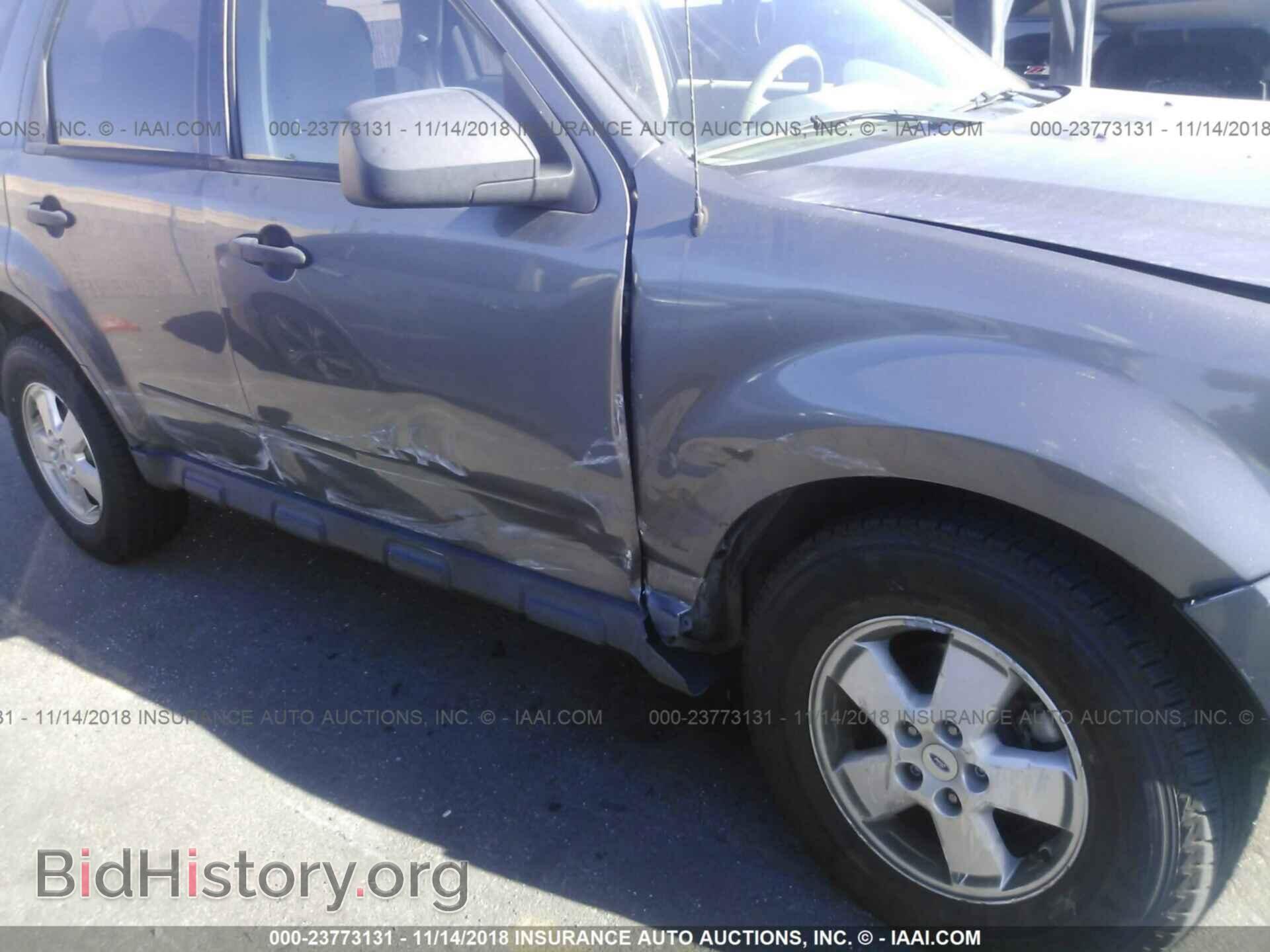 2011 Ford Escape - VIN: 1FMCU0C73BKC24733 - Фото 6