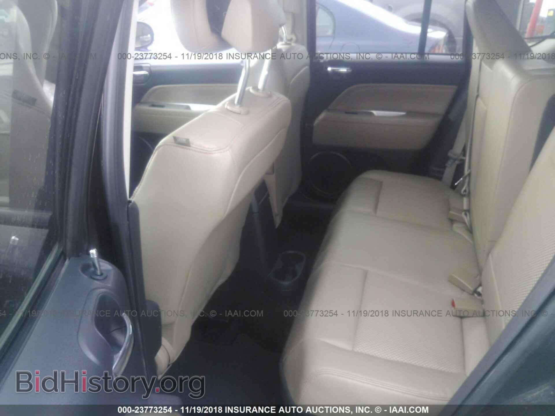 2014 JEEP COMPASS - VIN: 1C4NJDEBXED855776 - Фото 8