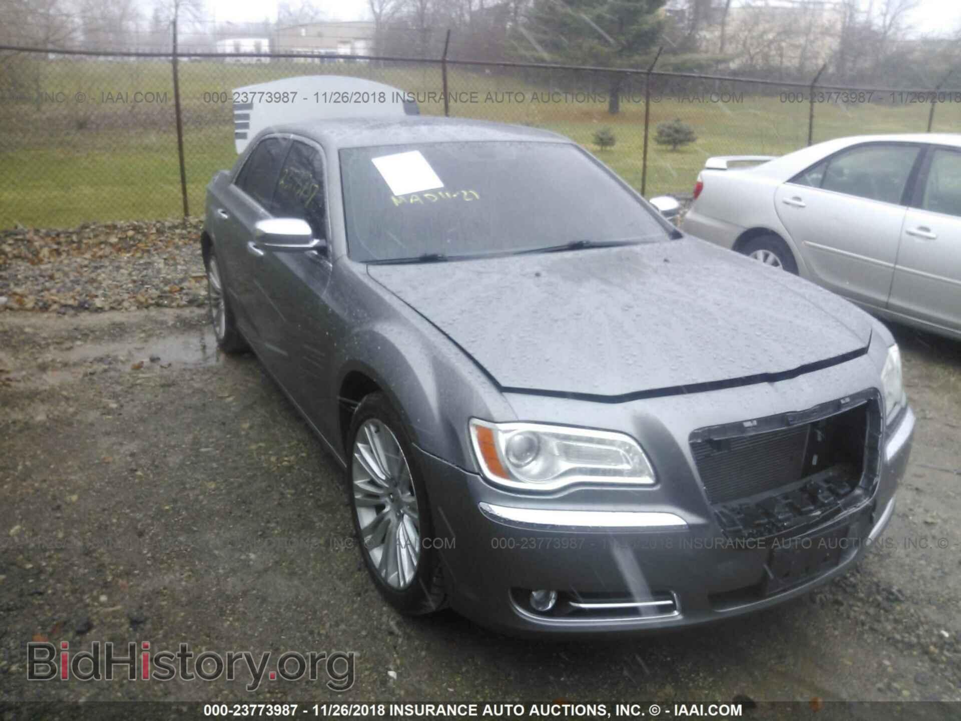 Photo 2C3CA5CG2BH514855 - CHRYSLER 300 2011