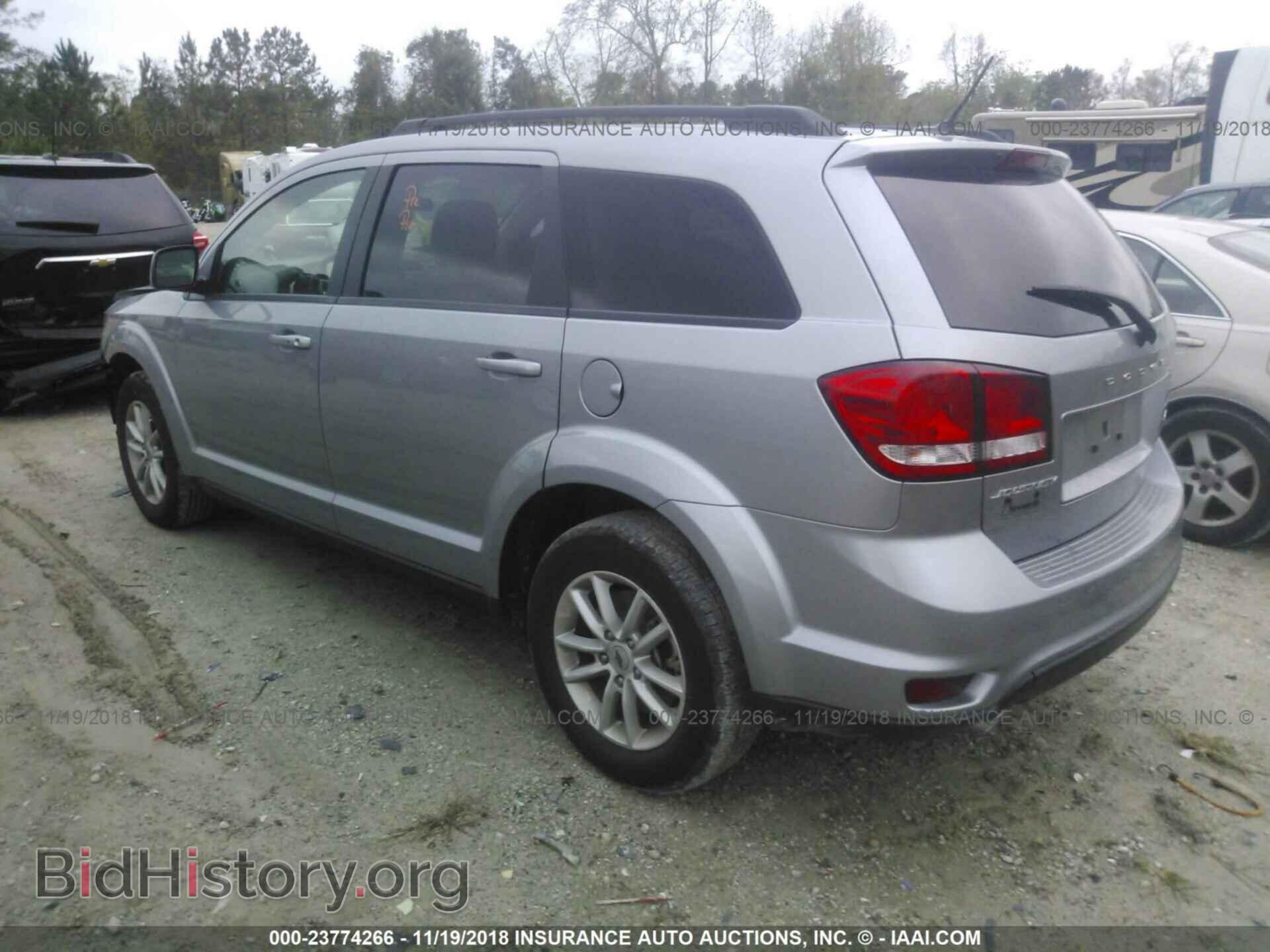 2018 DODGE JOURNEY - VIN: 3C4PDCBG5JT310177 - Фото 3