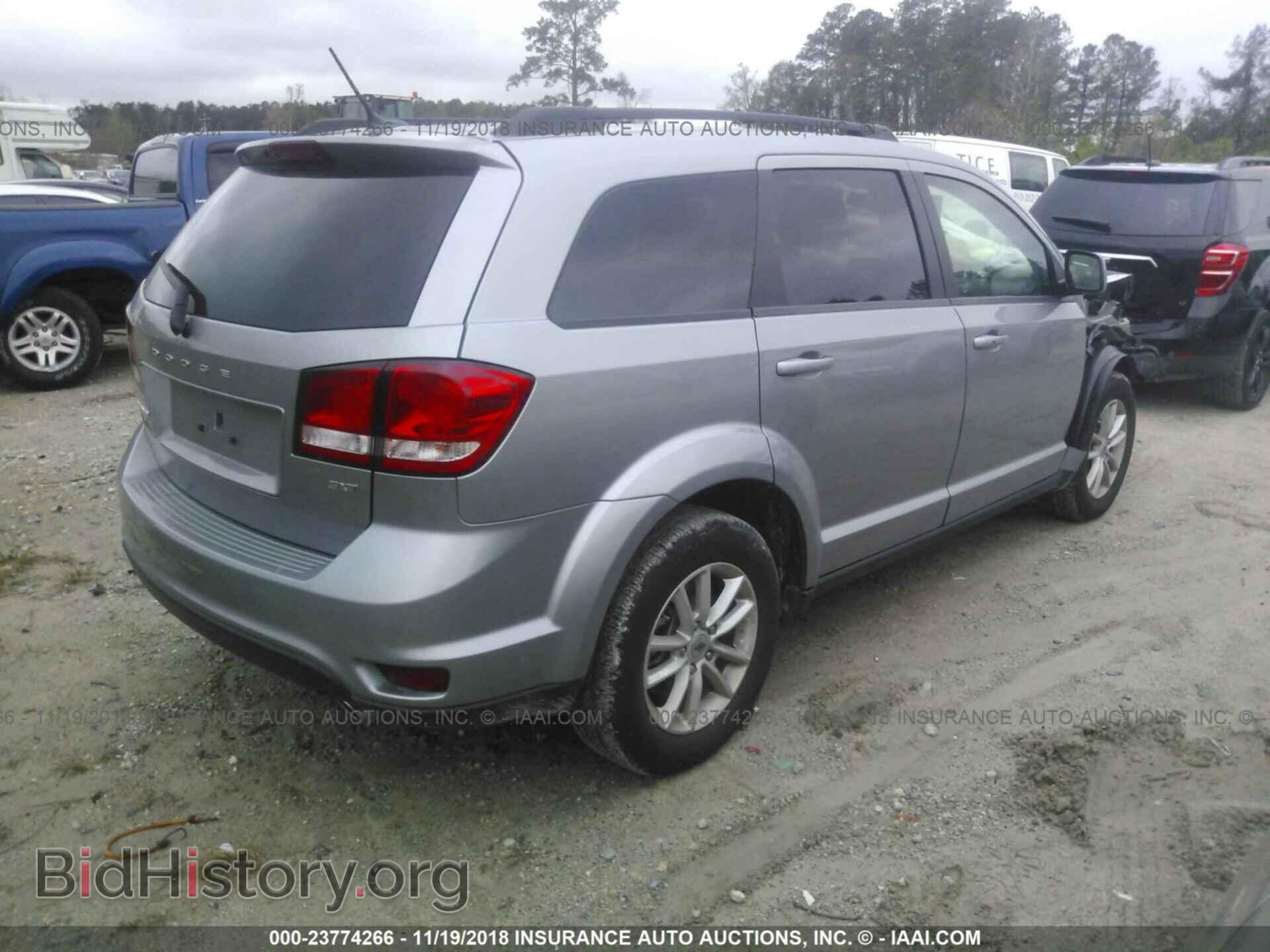 2018 DODGE JOURNEY - VIN: 3C4PDCBG5JT310177 - Фото 4