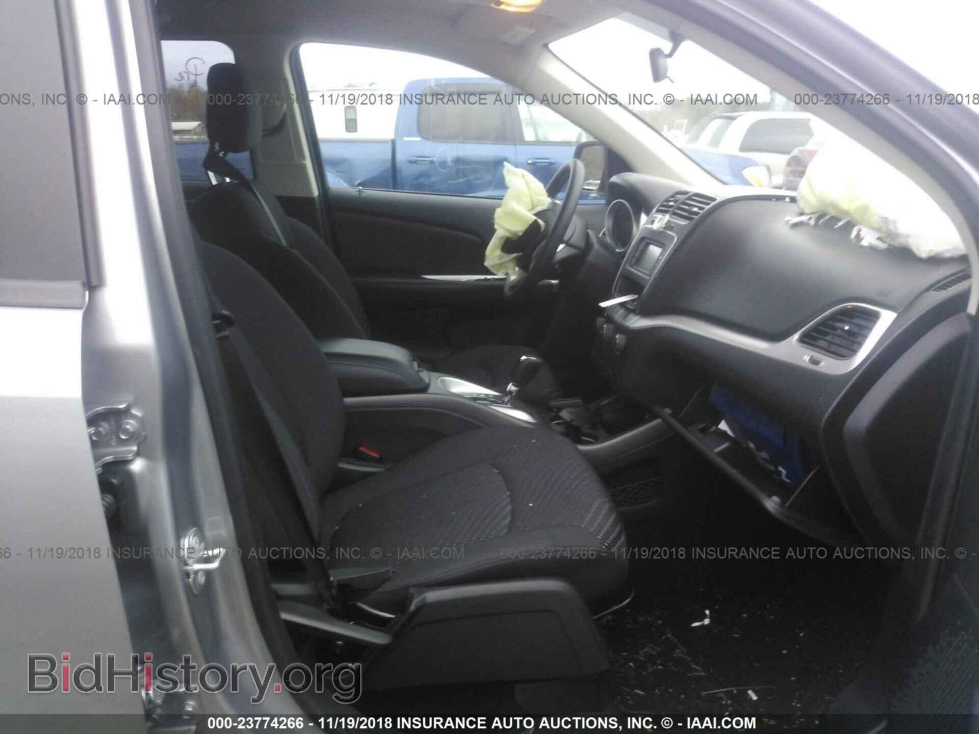 2018 DODGE JOURNEY - VIN: 3C4PDCBG5JT310177 - Фото 5