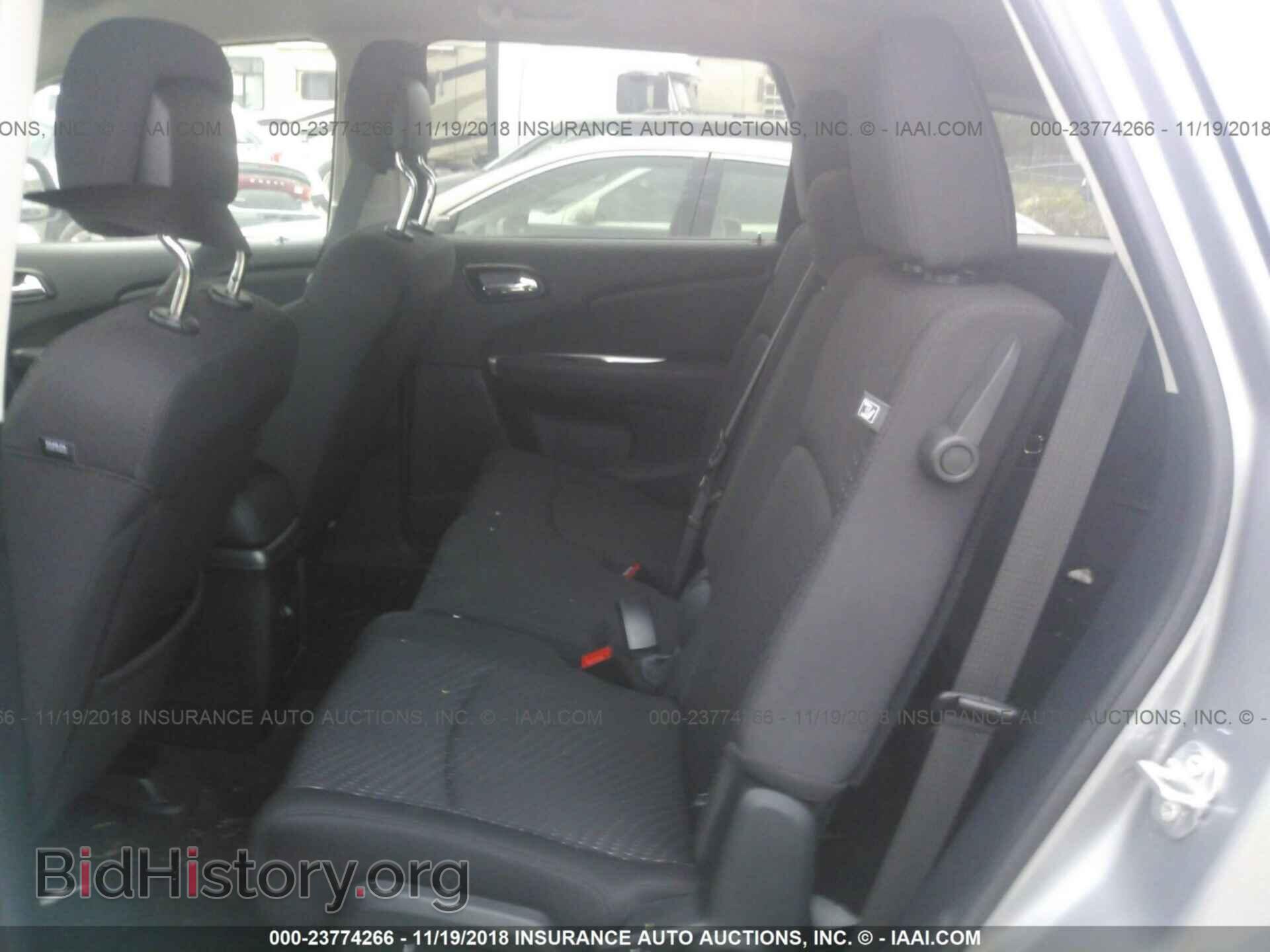 2018 DODGE JOURNEY - VIN: 3C4PDCBG5JT310177 - Фото 8