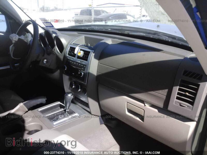 2007 Dodge NITRO (VIN 1D8GT58K27W735967) — photo 5 of 10