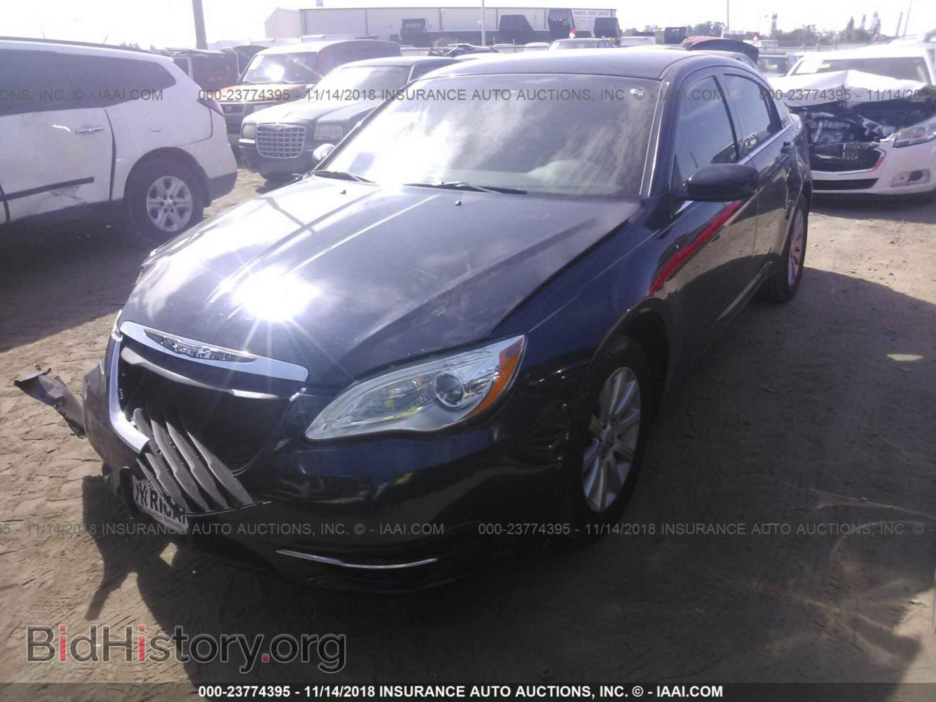 2011 CHRYSLER 200 - VIN: 1C3BC1FB5BN592777 - Photo 2