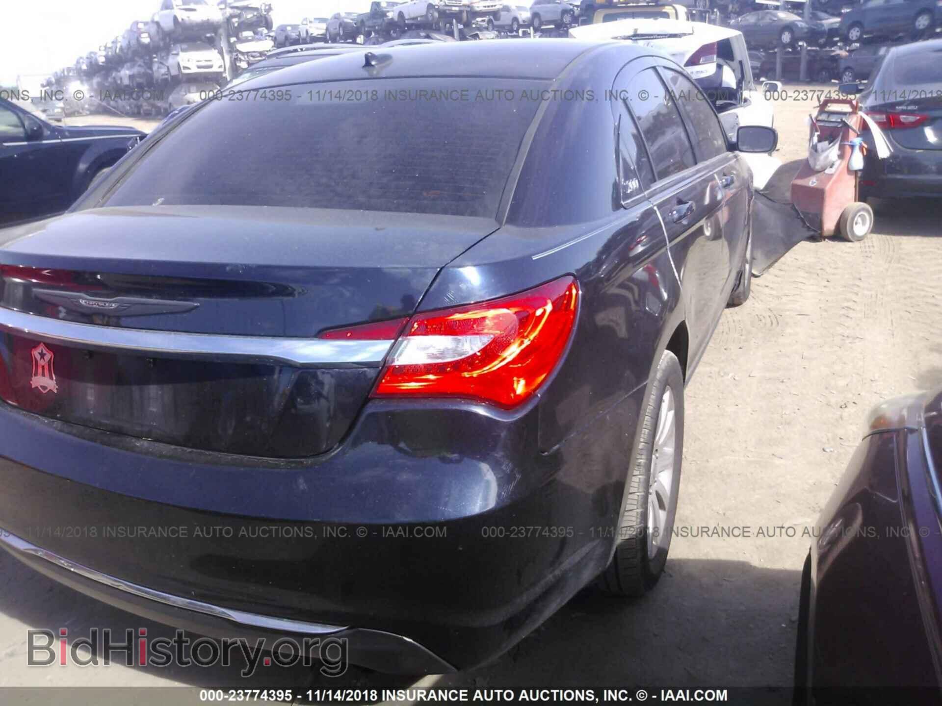 2011 CHRYSLER 200 - VIN: 1C3BC1FB5BN592777 - Photo 4