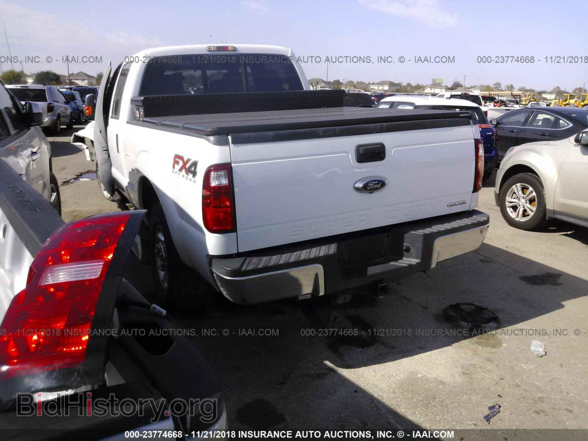 2014 Ford F250 - VIN: 1FT7W2B69EEB29097 - Фото 3
