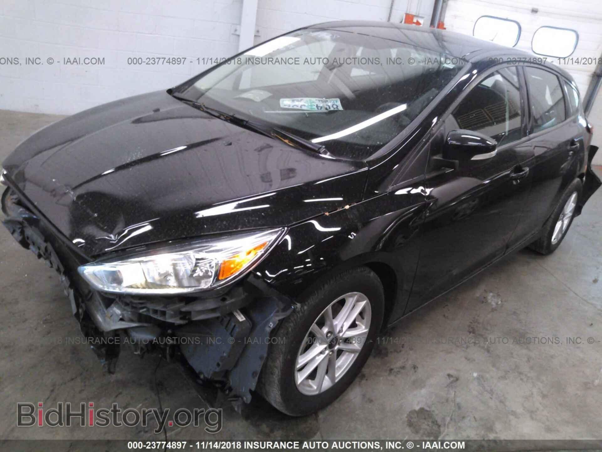 2016 Ford Focus - VIN: 1FADP3K27GL363634 - Фото 2