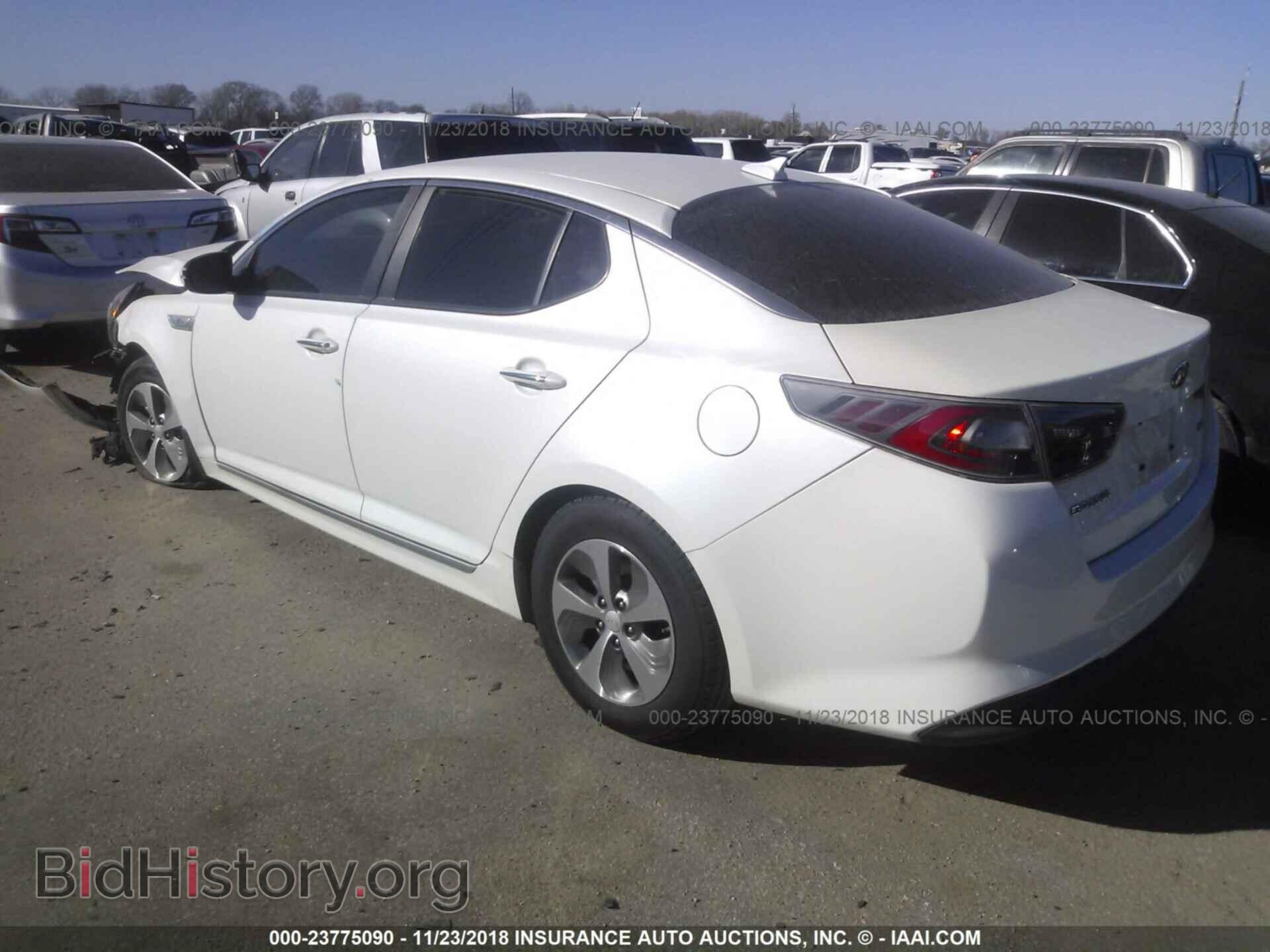 2014 Kia Optima - VIN: KNAGM4AD5E5071309 - Photo 3