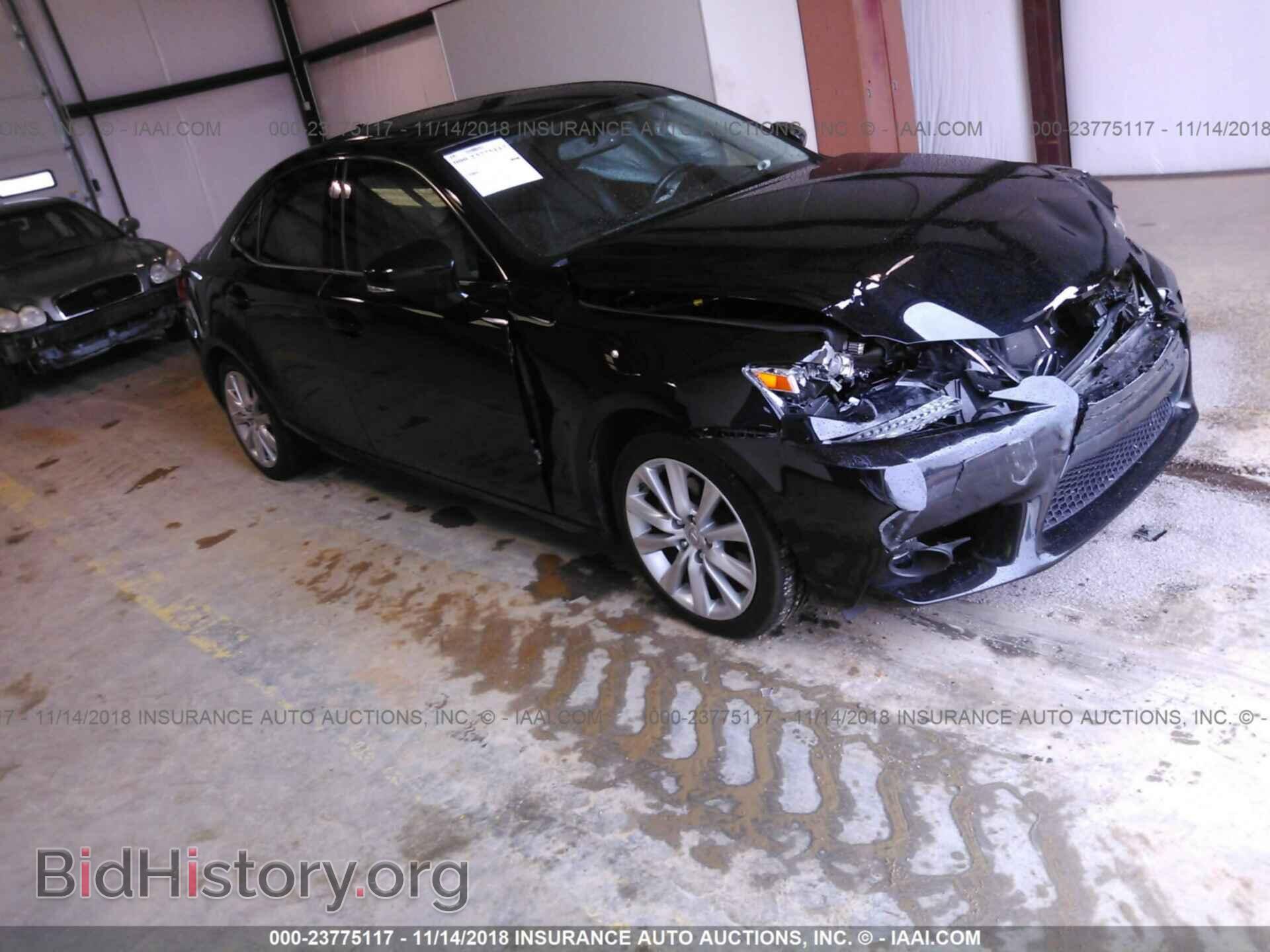Фотография JTHCF1D24F5022011 - LEXUS IS 2015