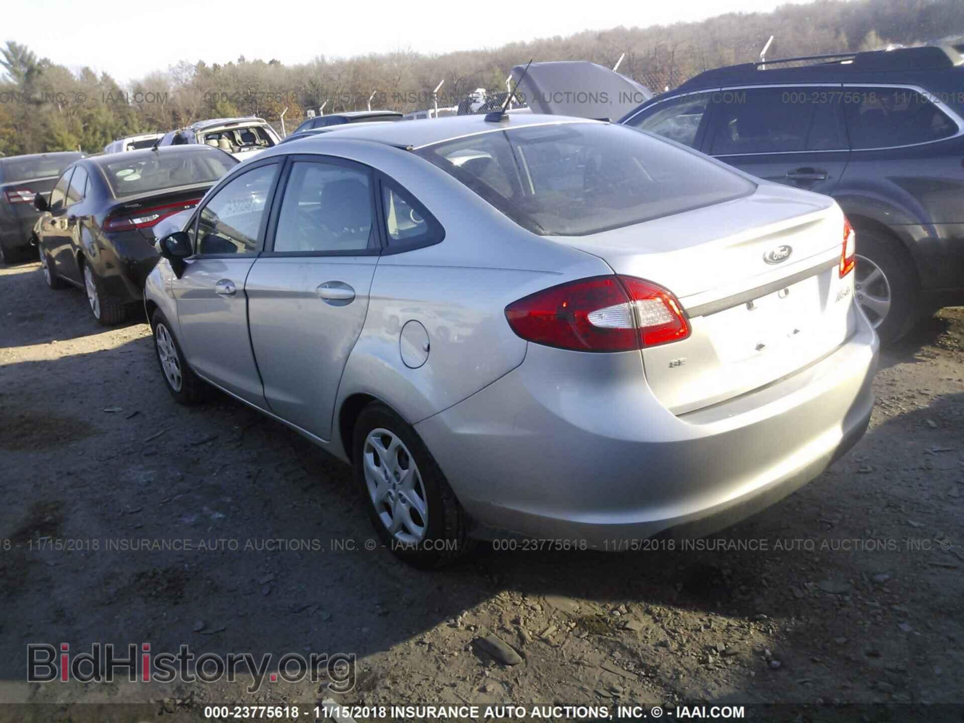 2013 Ford Fiesta - VIN: 3FADP4BJ8DM224376 - Фото 3
