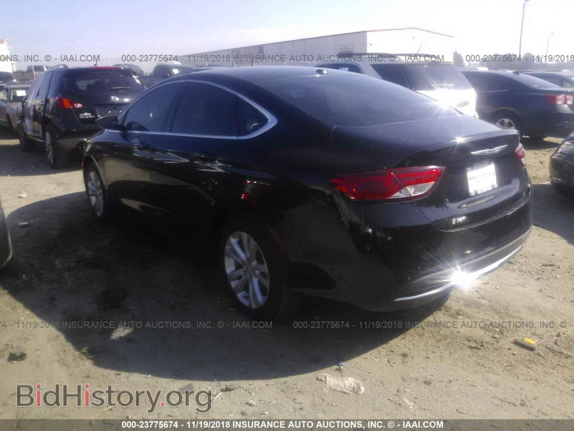 2015 Chrysler 200 - VIN: 1C3CCCAB7FN688875 - Photo 3