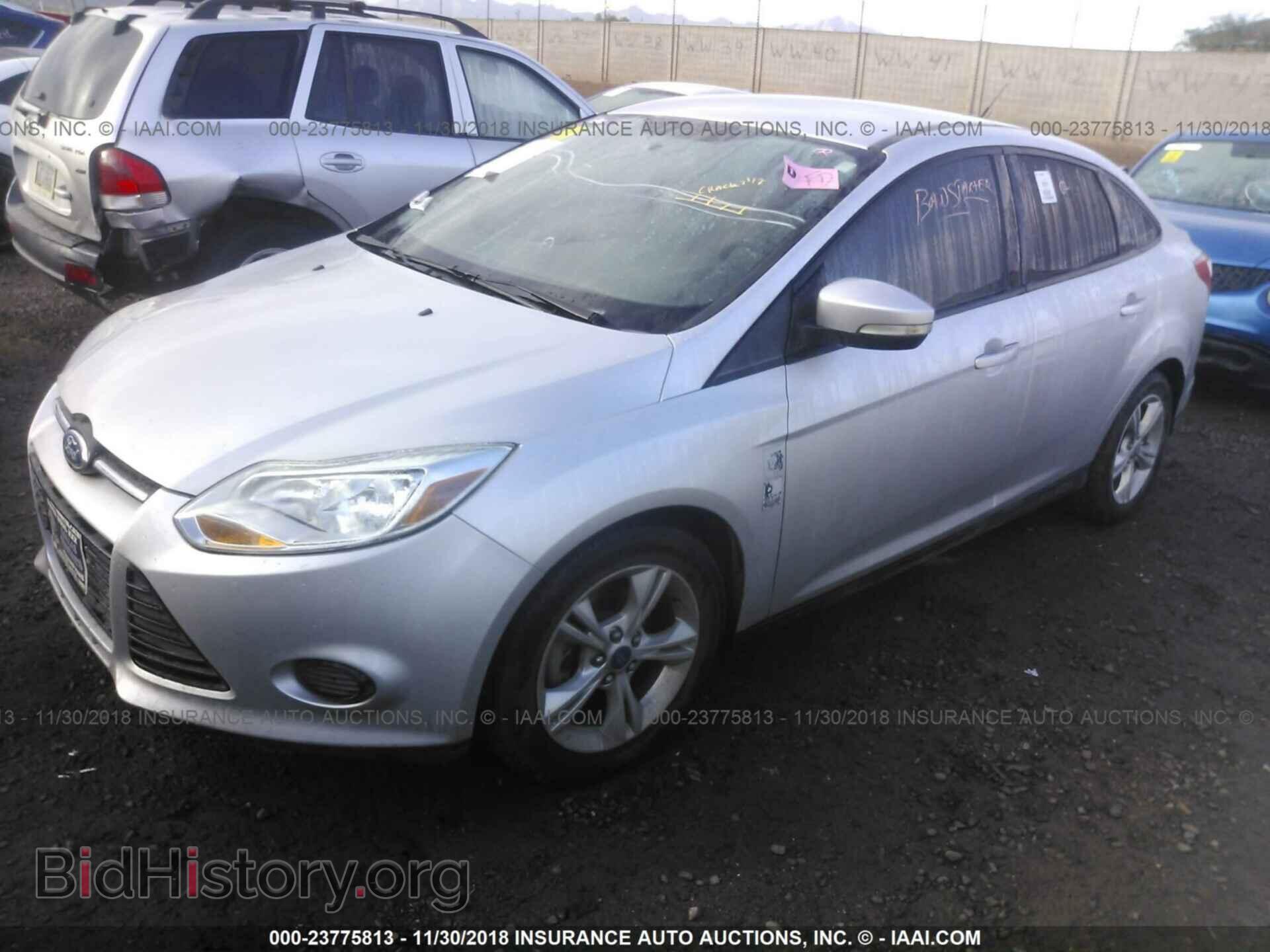 2013 Ford Focus - VIN: 1FADP3F24DL271404 - Фото 2