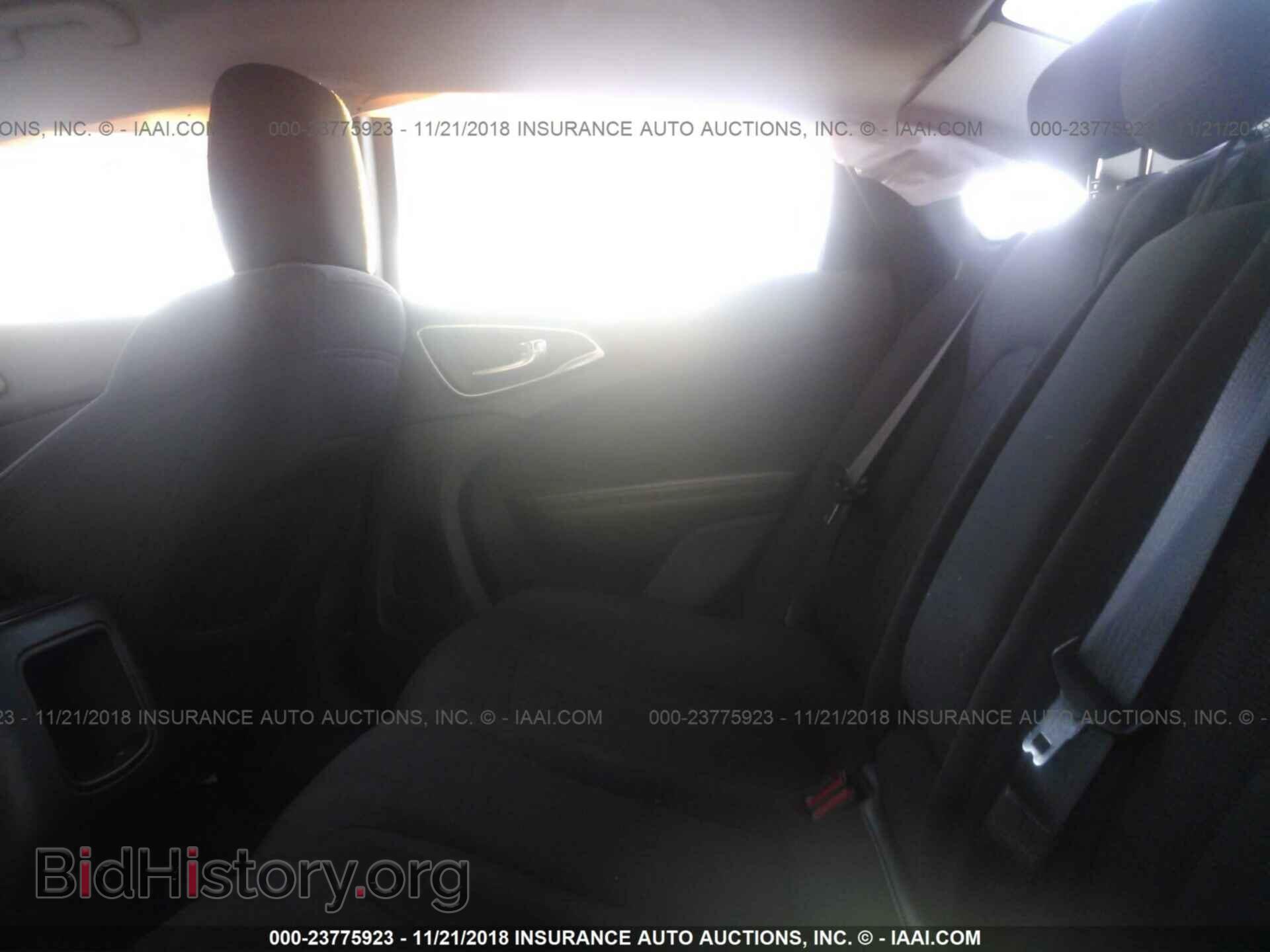 2015 CHRYSLER 200 - VIN: 1C3CCCAB1FN569865 - Photo 8