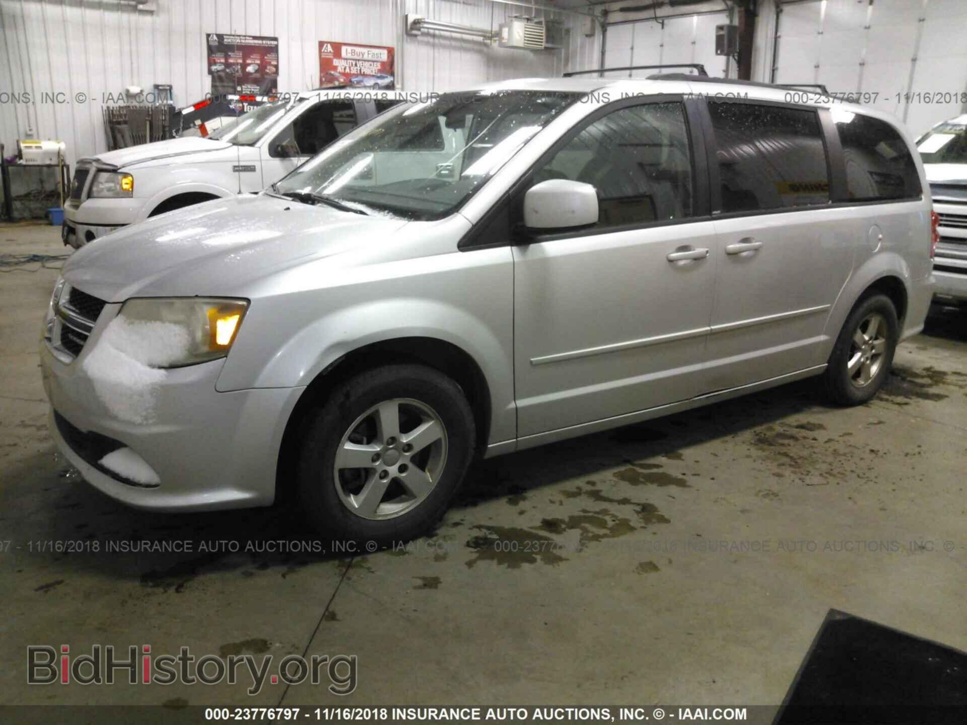 2011 Dodge Grand caravan - VIN: 2D4RN3DG9BR688481 - Фото 2