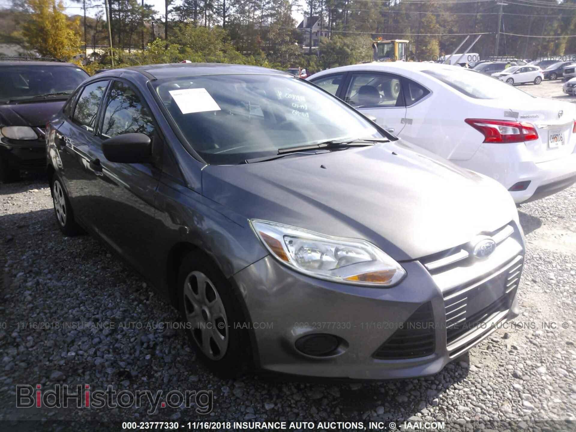 Фотография 1FAHP3E26CL318529 - Ford Focus 2012