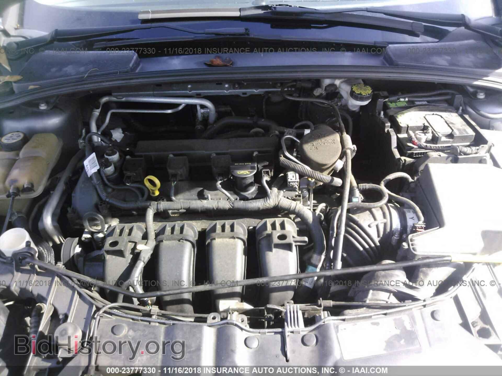 2012 Ford Focus - VIN: 1FAHP3E26CL318529 - Photo 10