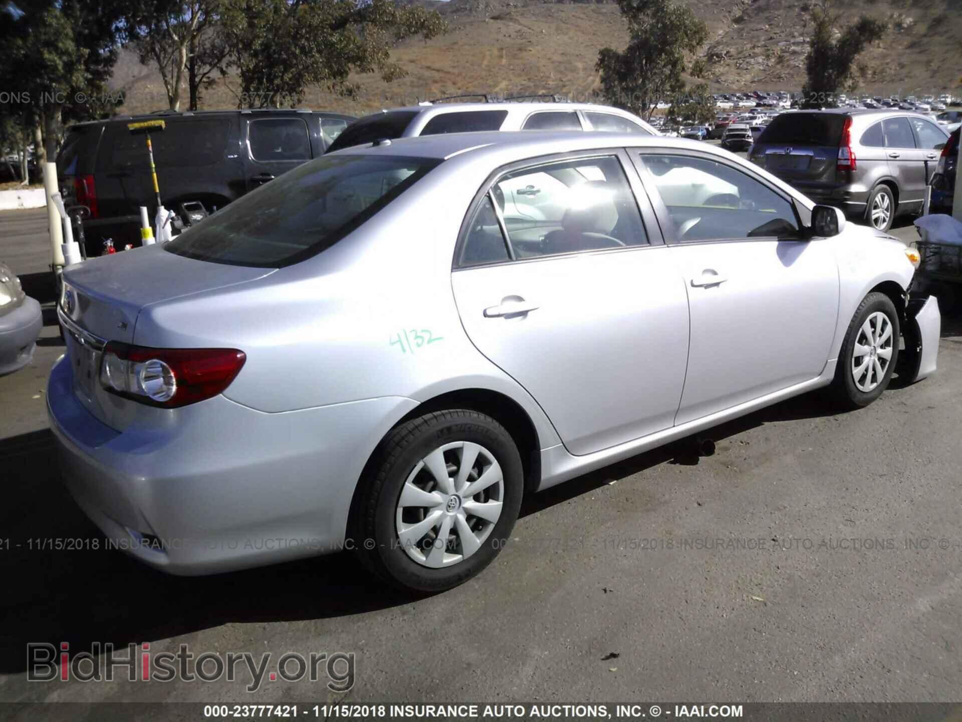 2011 Toyota Corolla - VIN: JTDBU4EEXBJ090666 - Фото 4