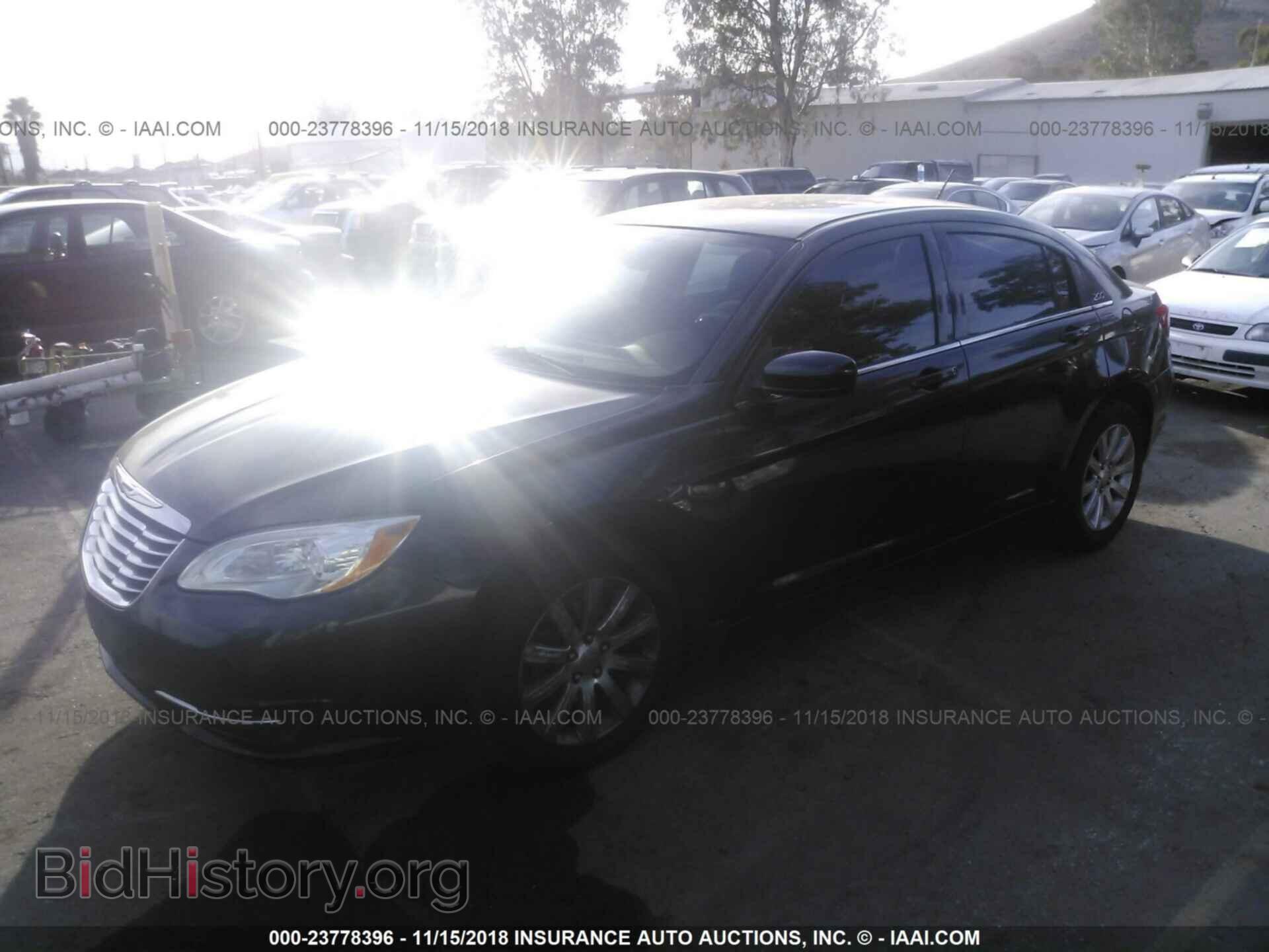 2012 Chrysler 200 - VIN: 1C3CCBBB1CN106550 - Фото 2