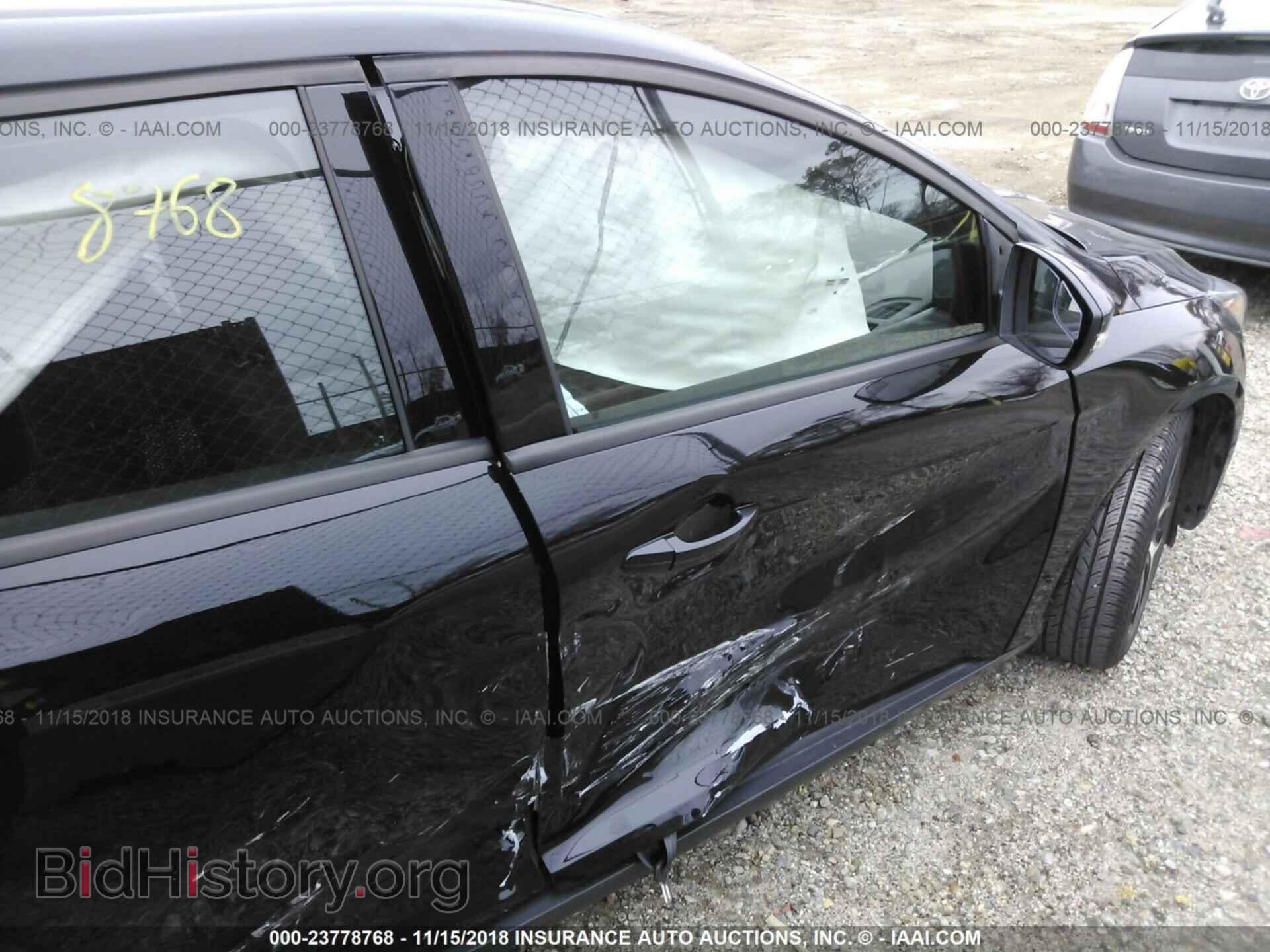 2018 Ford Focus - VIN: 1FADP3H29JL261802 - Photo 6