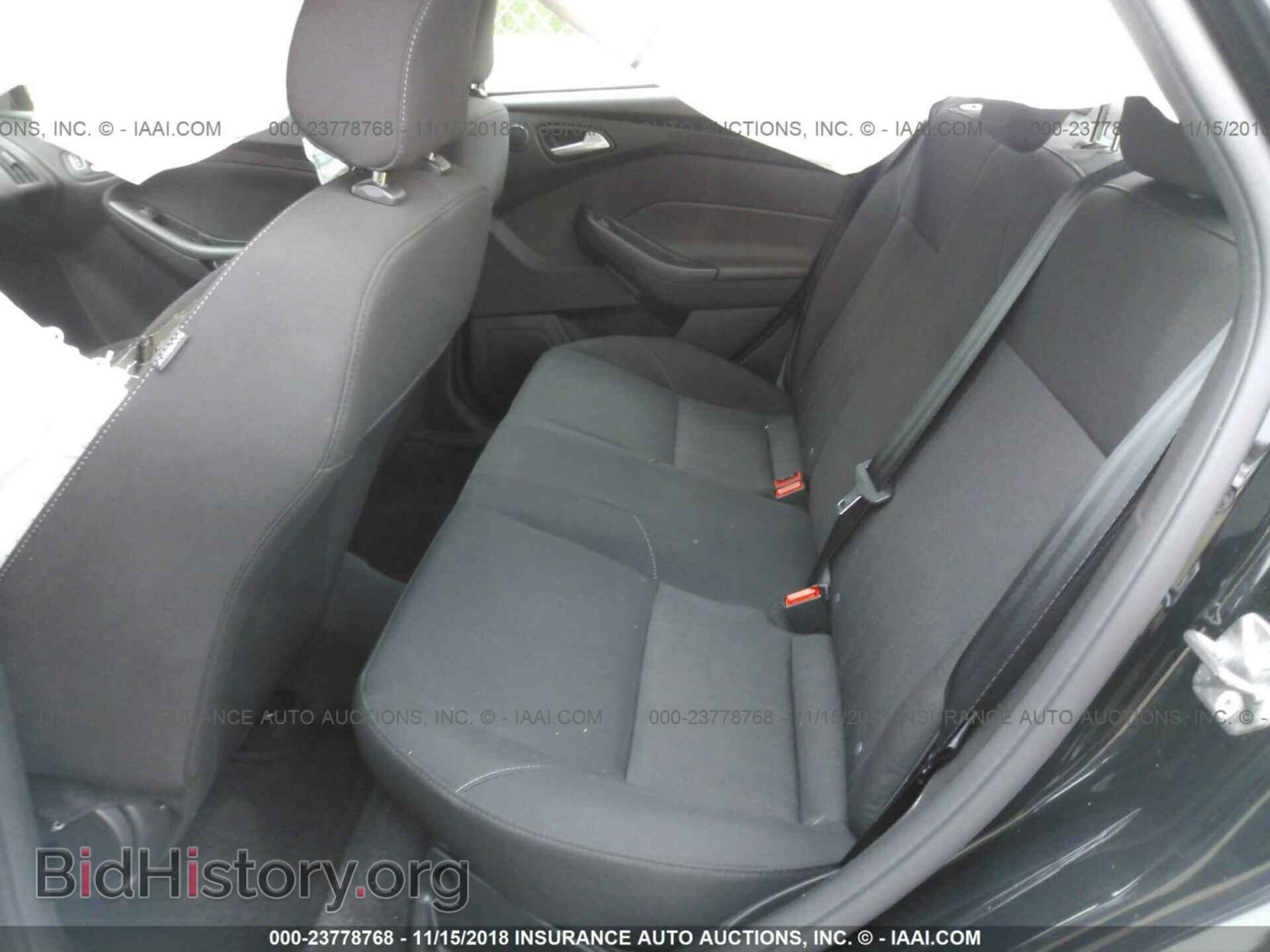2018 Ford Focus - VIN: 1FADP3H29JL261802 - Photo 8