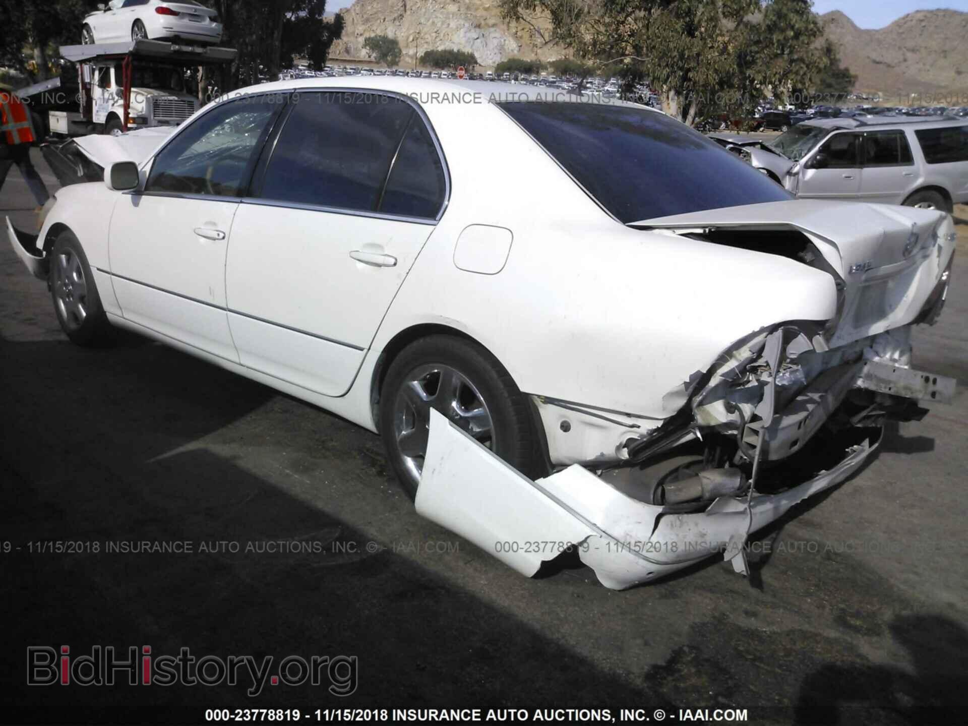 2004 LEXUS LS - VIN: JTHBN36F040146202 - Photo 3