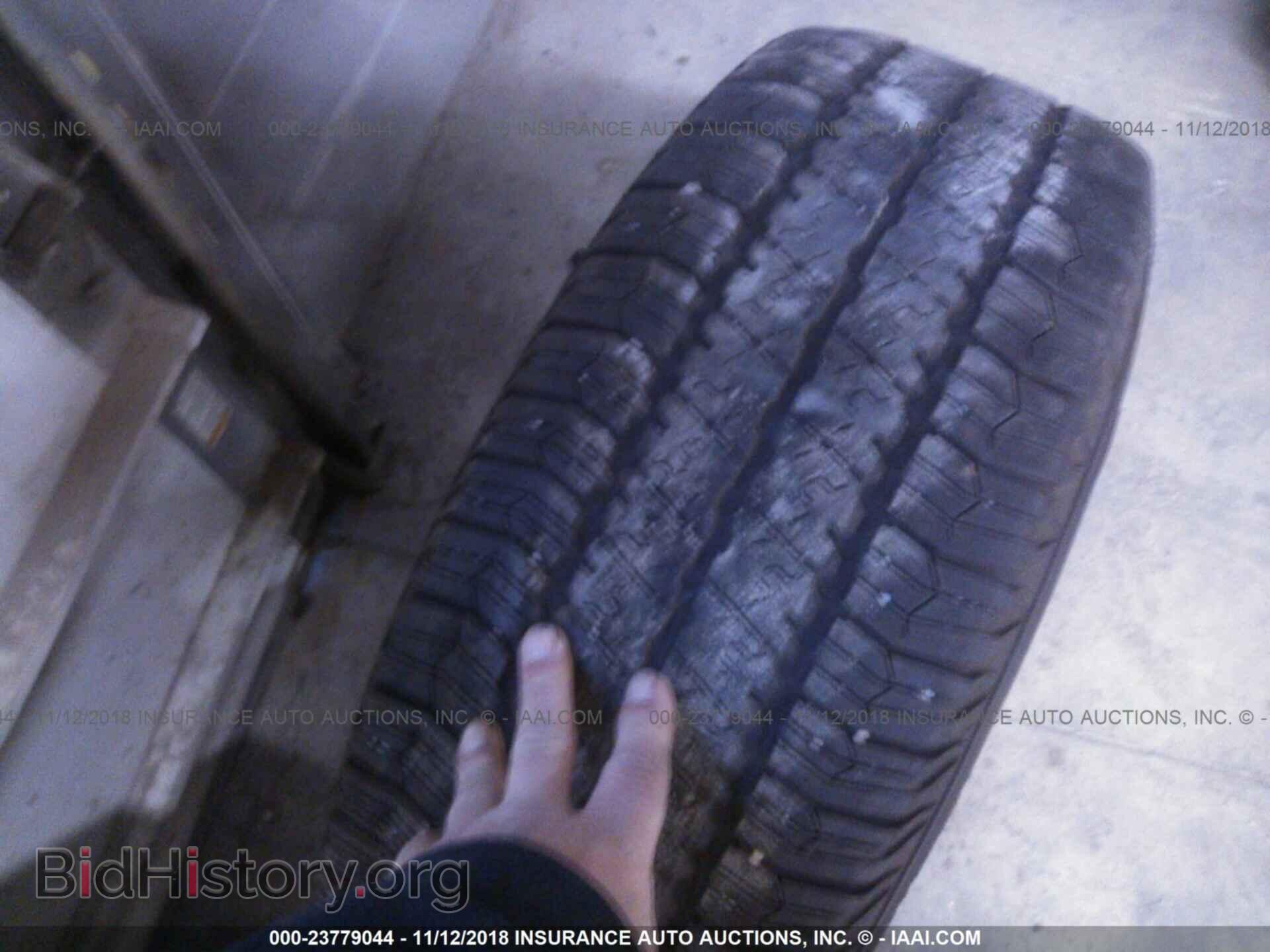2014 Jeep Wrangler - VIN: TIRES - Фото 10
