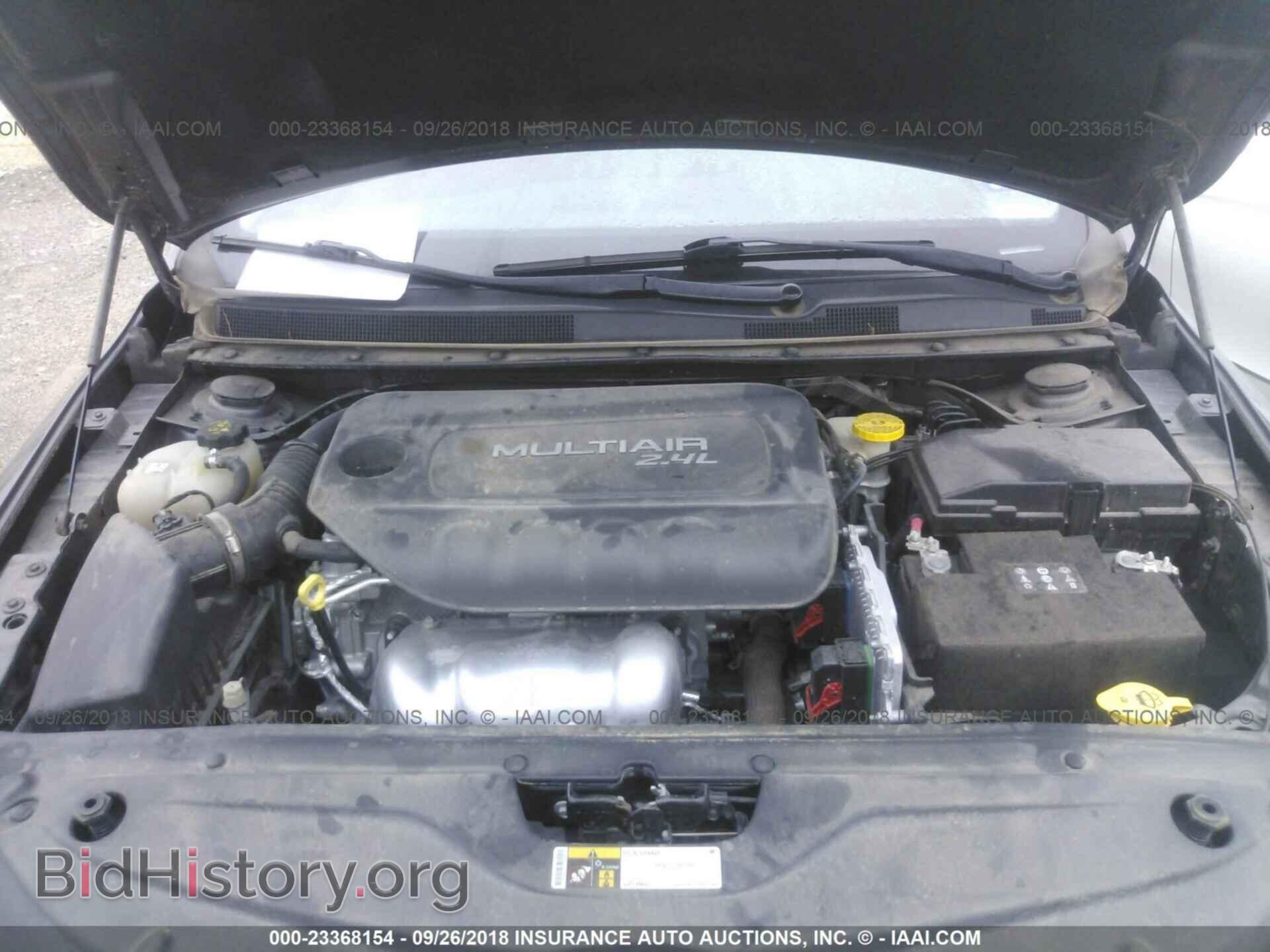 2016 CHRYSLER 200 - VIN: 1C3CCCAB7GN152798 - Photo 10