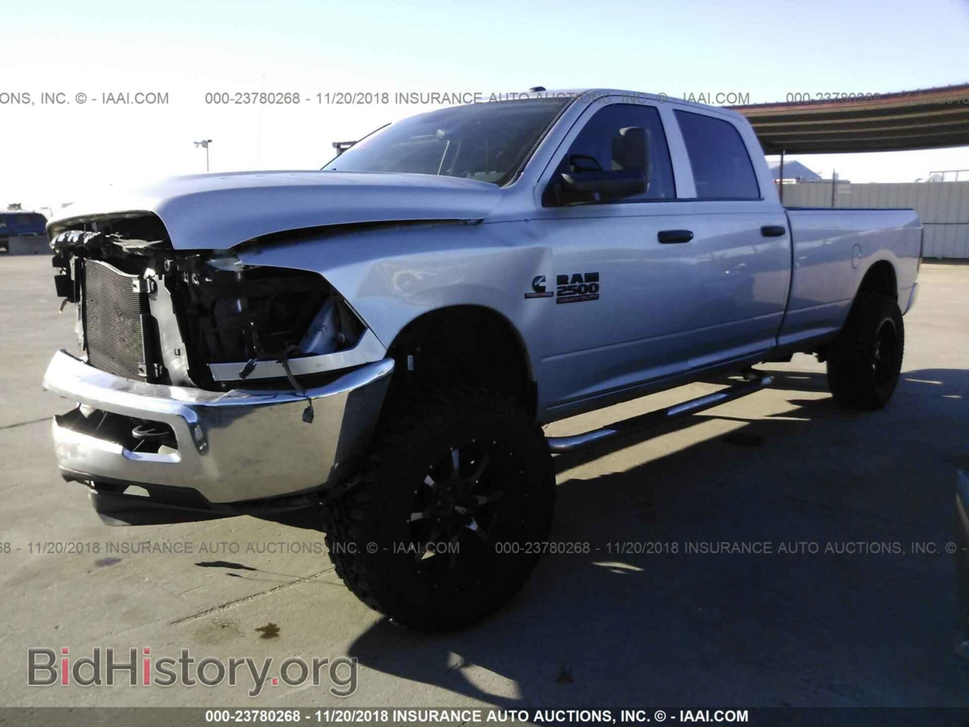2015 RAM 2500 - VIN: 3C6UR5HL6FG693672 - Фото 2