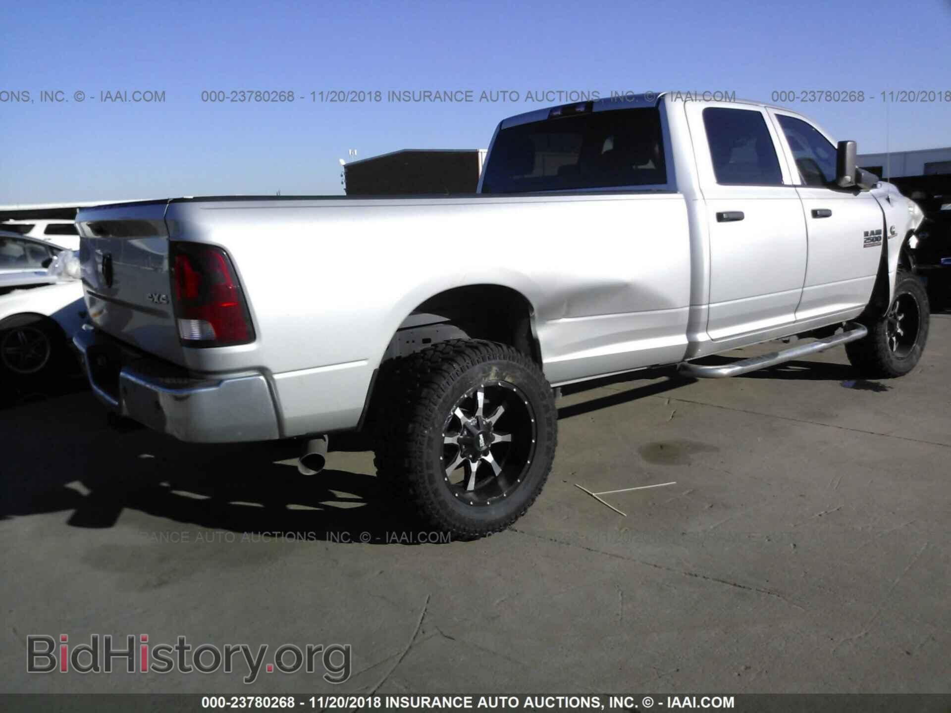 2015 RAM 2500 - VIN: 3C6UR5HL6FG693672 - Фото 4