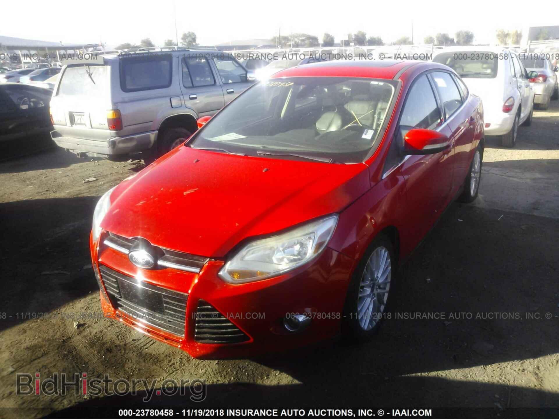 2012 Ford Focus - VIN: 1FAHP3H24CL356952 - Photo 2