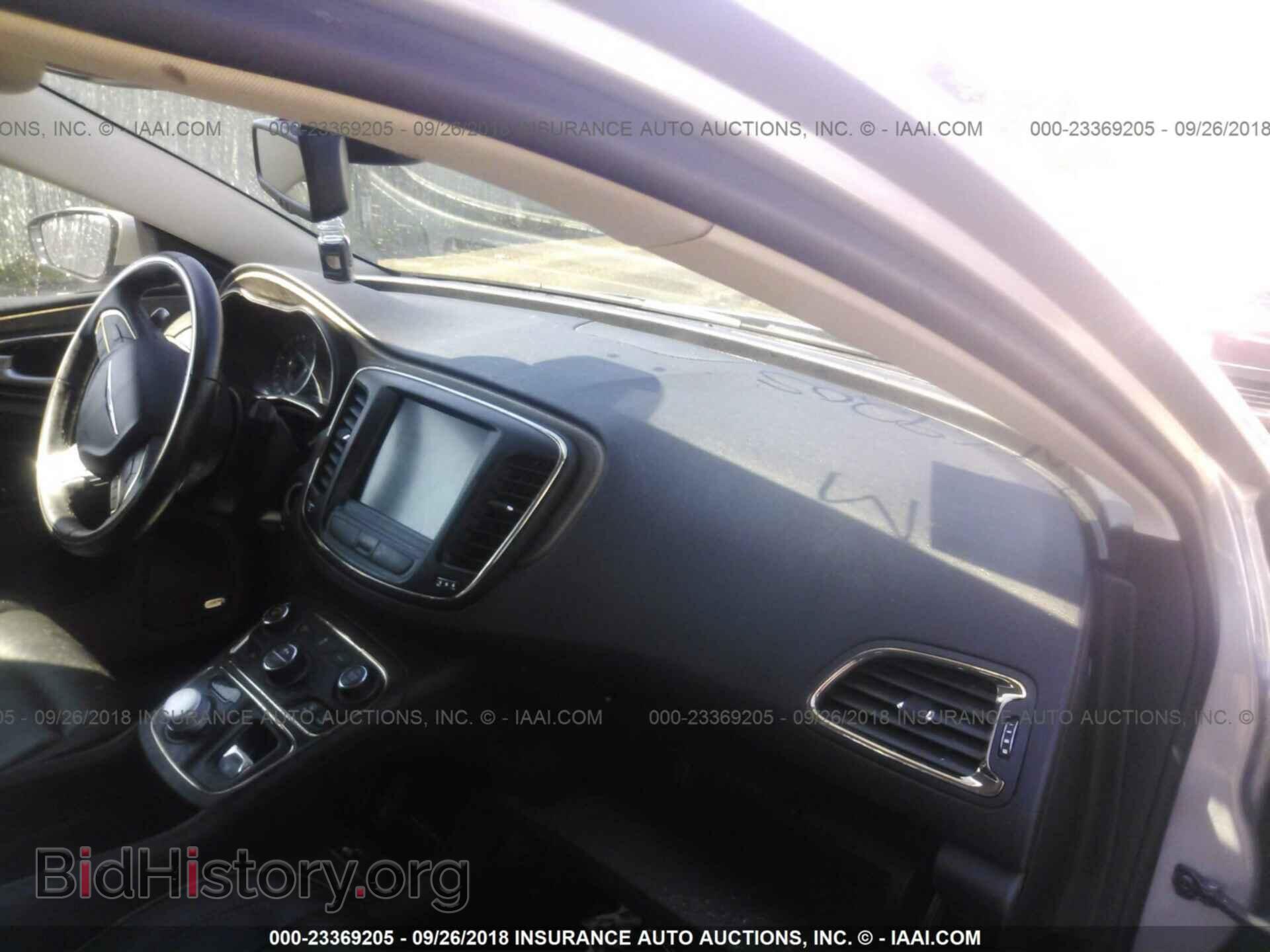 2015 CHRYSLER 200 - VIN: 1C3CCCCG9FN693701 - Photo 5