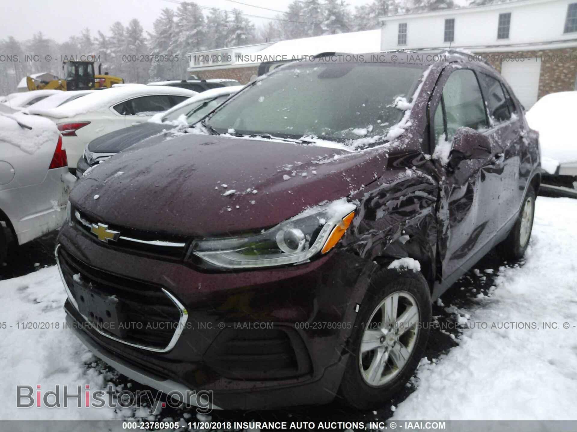 2017 CHEVROLET TRAX - VIN: 3GNCJPSB6HL228642 - Фото 2