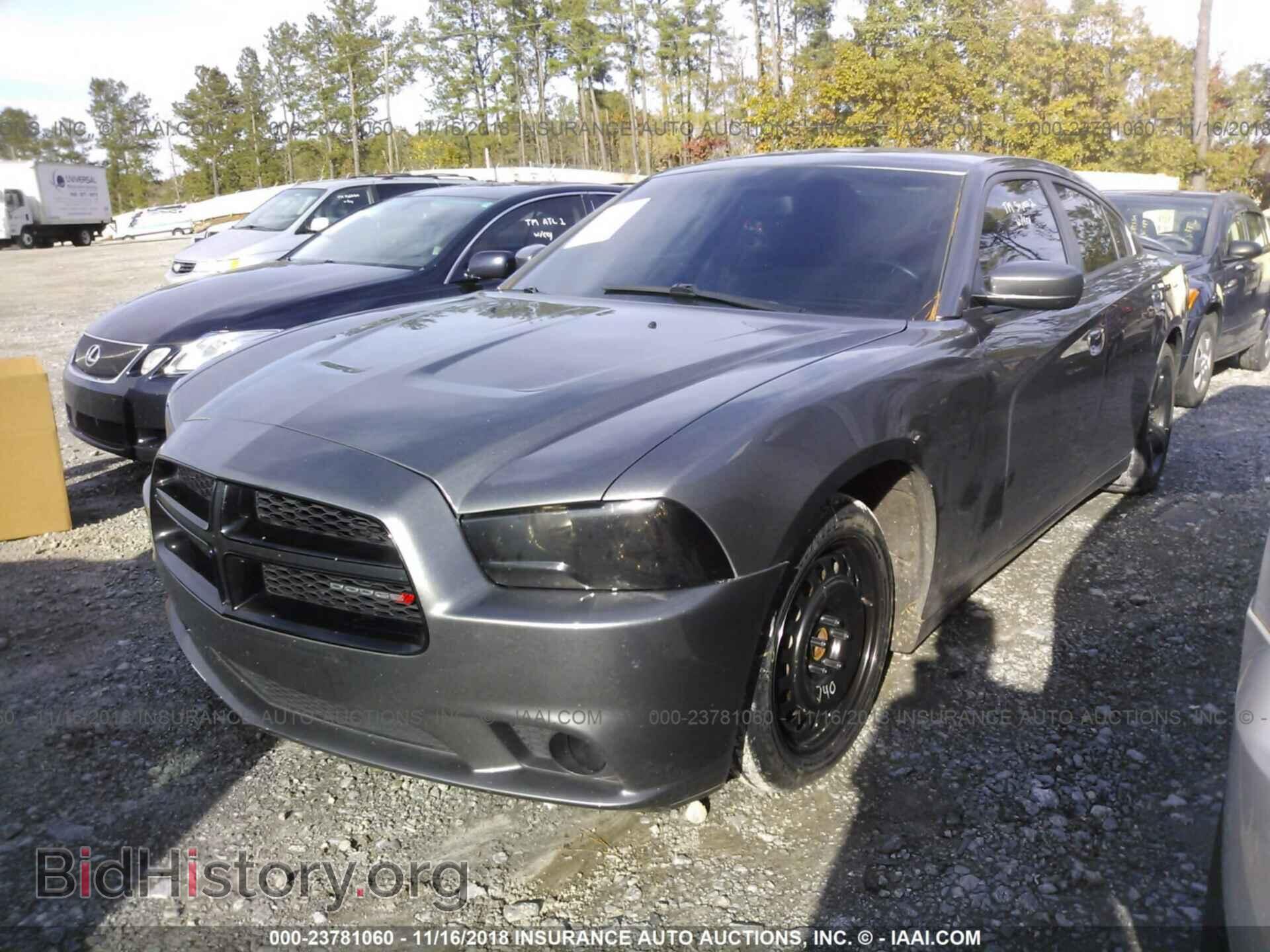2013 Dodge Charger - VIN: 2C3CDXCT3DH647918 - Photo 2