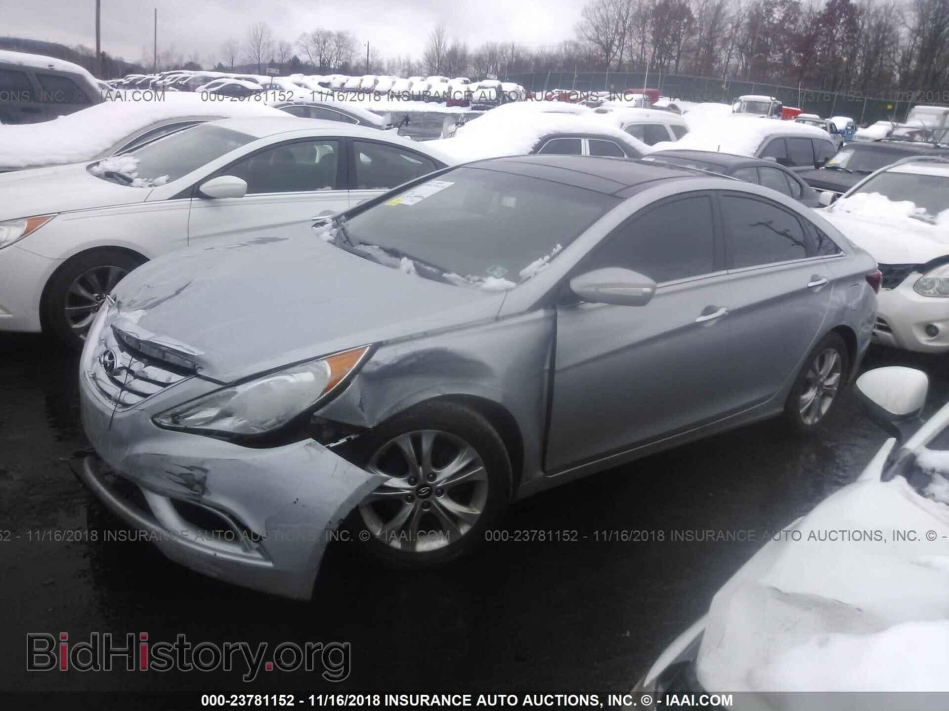2012 Hyundai Sonata - VIN: 5NPEC4AC5CH443426 - Фото 2