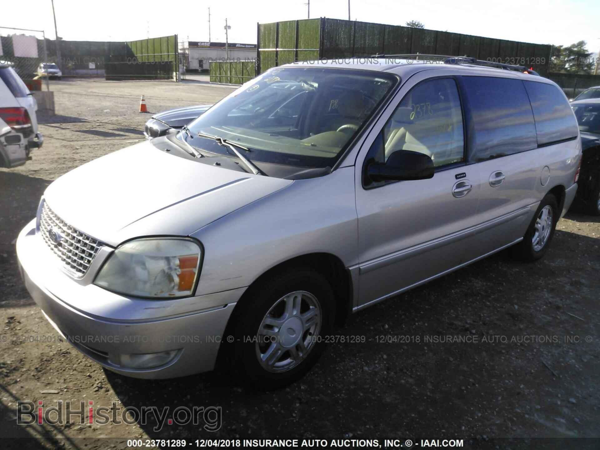 2005 FORD FREESTAR - VIN: 2FMZA52205BA93555 - Фото 2