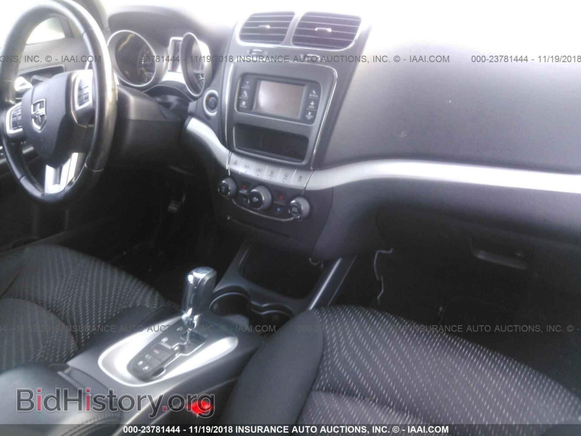 2011 Dodge Journey - VIN: 3D4PH1FG3BT558371 - Фото 5