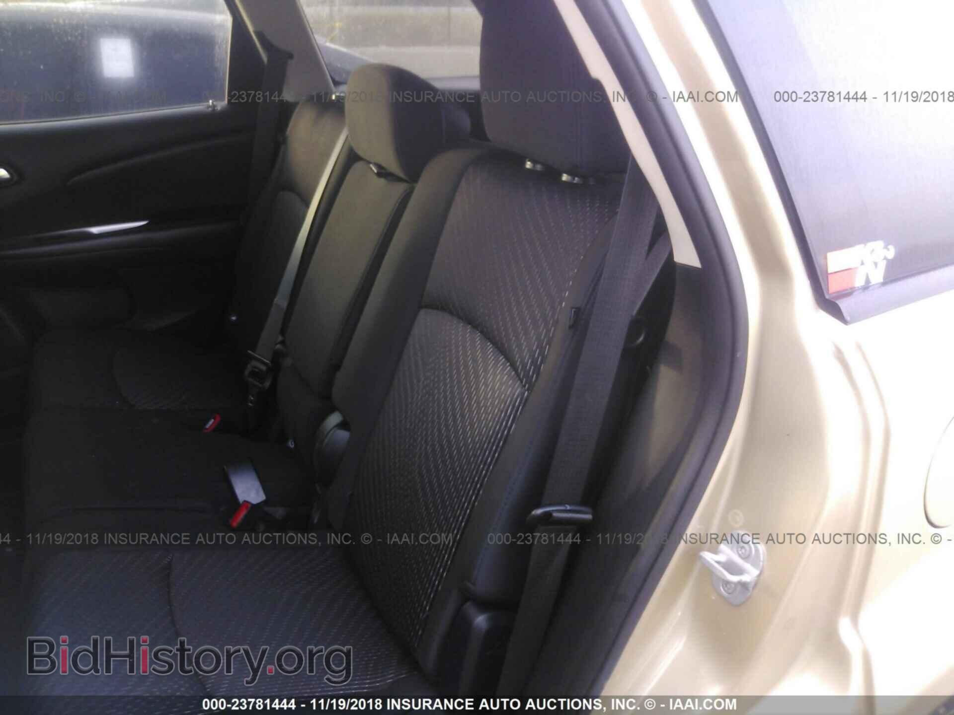 2011 Dodge Journey - VIN: 3D4PH1FG3BT558371 - Фото 8