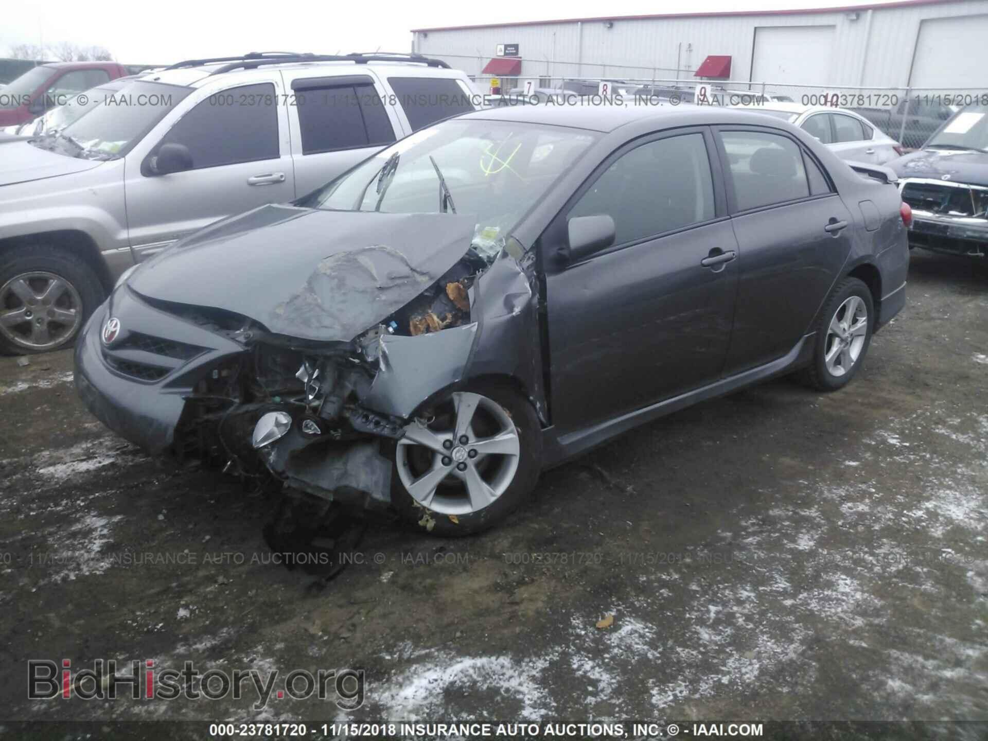 2012 Toyota Corolla - VIN: 2T1BU4EE5CC915817 - Фото 2