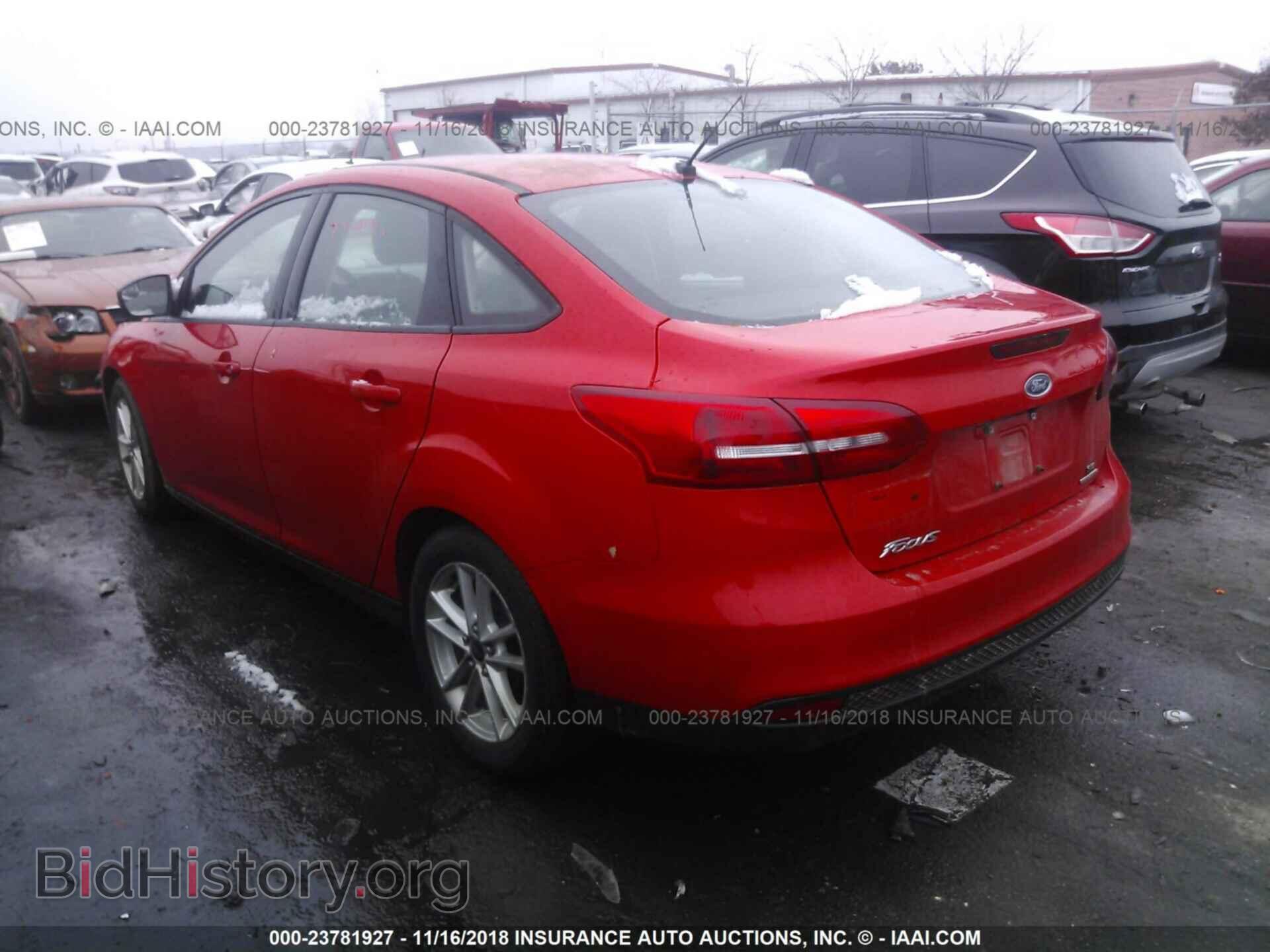 2015 Ford Focus - VIN: 1FADP3F20FL379571 - Фото 3