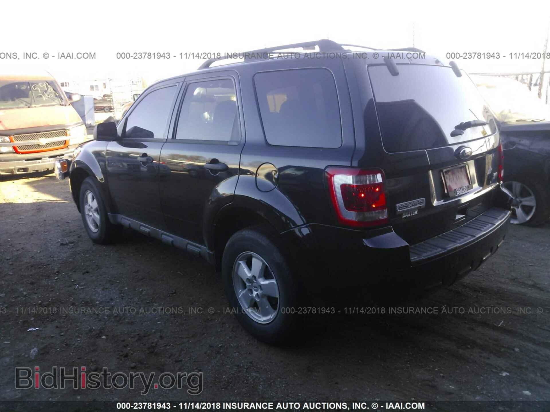 2012 Ford Escape - VIN: 1FMCU0DG0CKC81956 - Фото 3