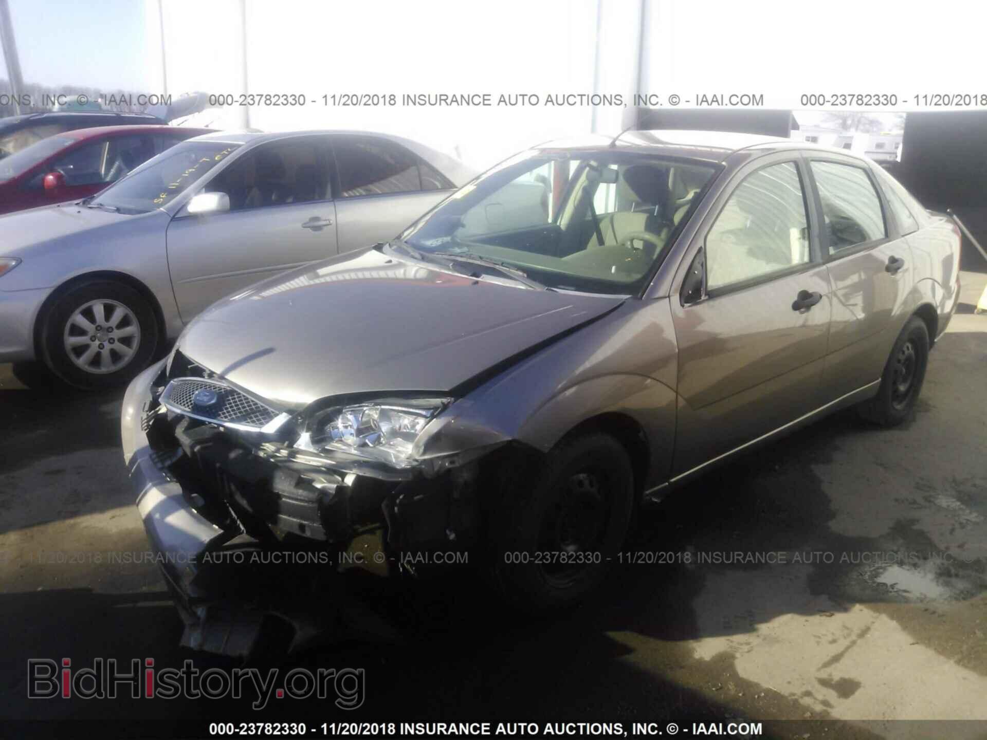 2005 FORD FOCUS - VIN: 1FAFP34N85W237486 - Фото 2