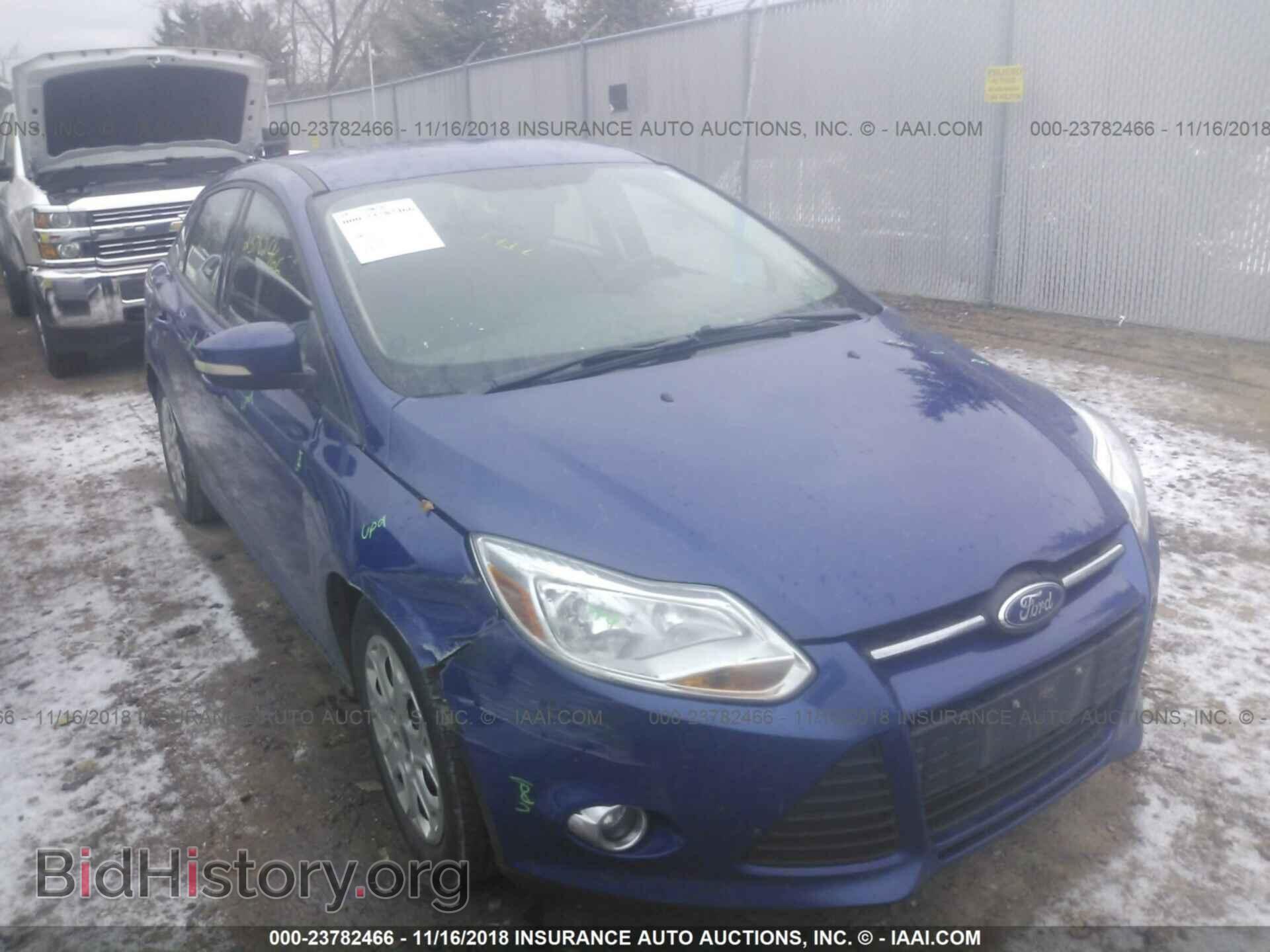 Photo 1FAHP3F25CL261142 - Ford Focus 2012